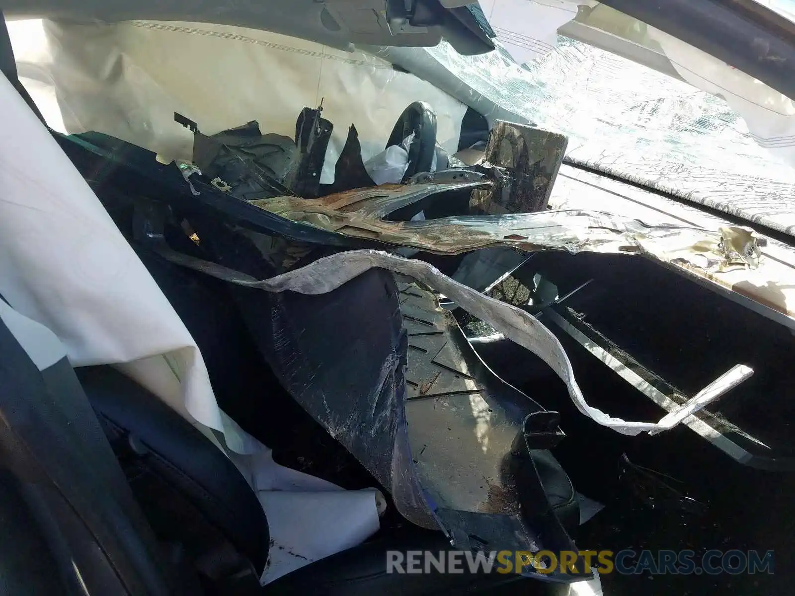 5 Photograph of a damaged car 5YJ3E1EB5KF418489 TESLA MODEL 3 2019