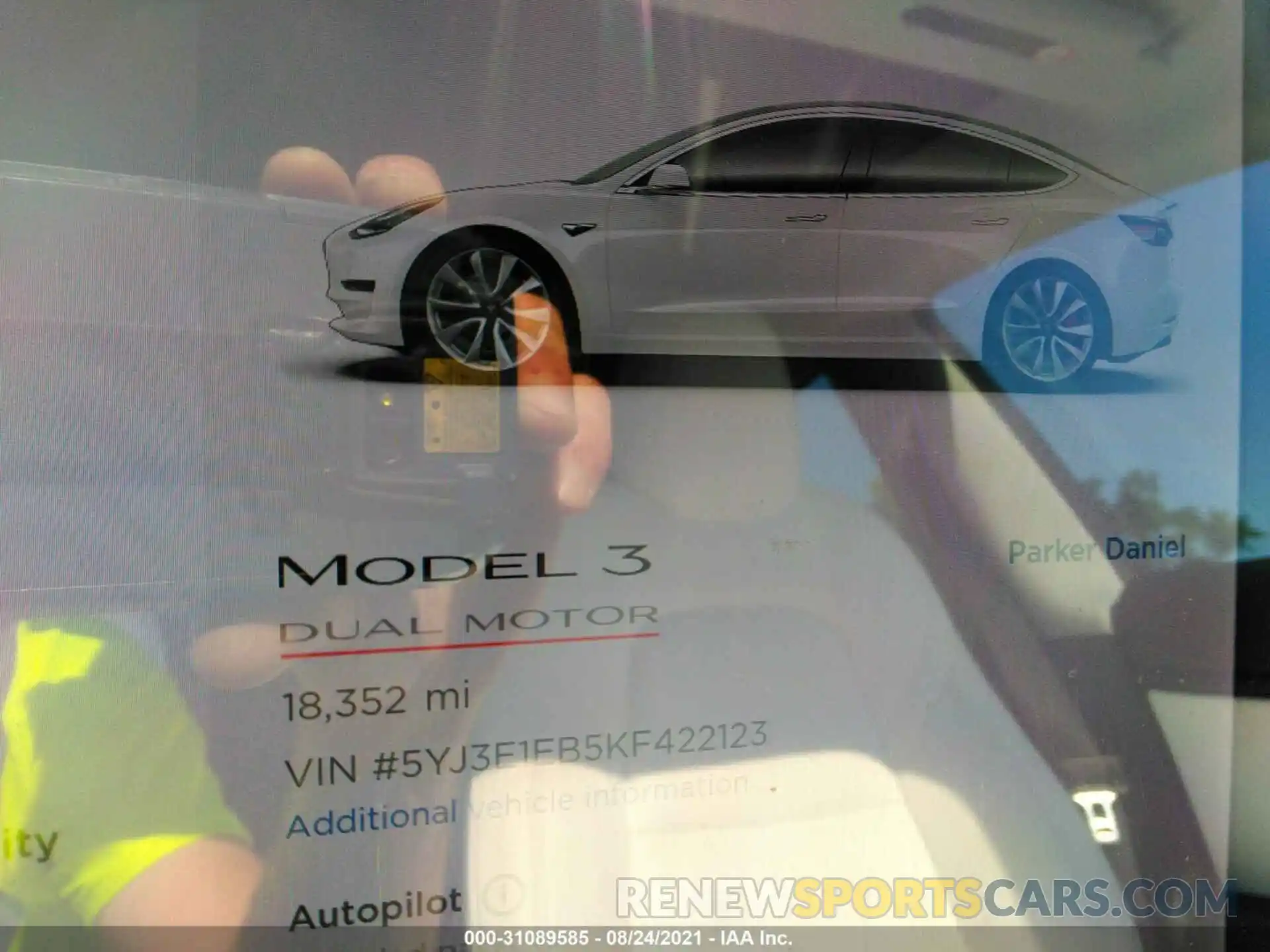 7 Photograph of a damaged car 5YJ3E1EB5KF422123 TESLA MODEL 3 2019