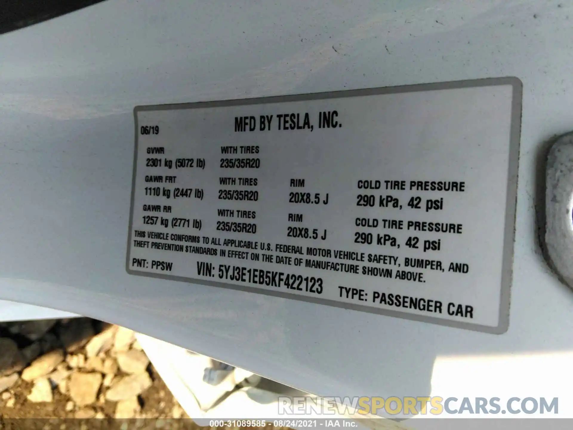 9 Фотография поврежденного автомобиля 5YJ3E1EB5KF422123 TESLA MODEL 3 2019