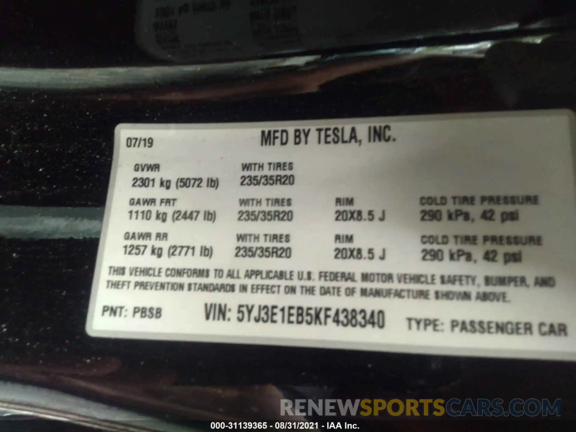 9 Photograph of a damaged car 5YJ3E1EB5KF438340 TESLA MODEL 3 2019