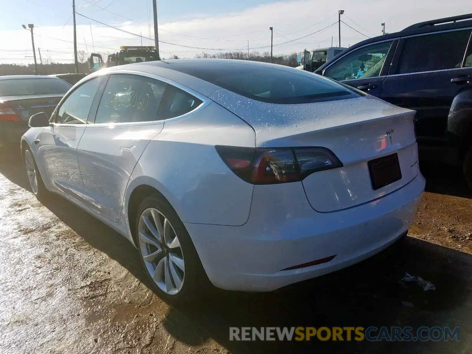 3 Photograph of a damaged car 5YJ3E1EB5KF442405 TESLA MODEL 3 2019