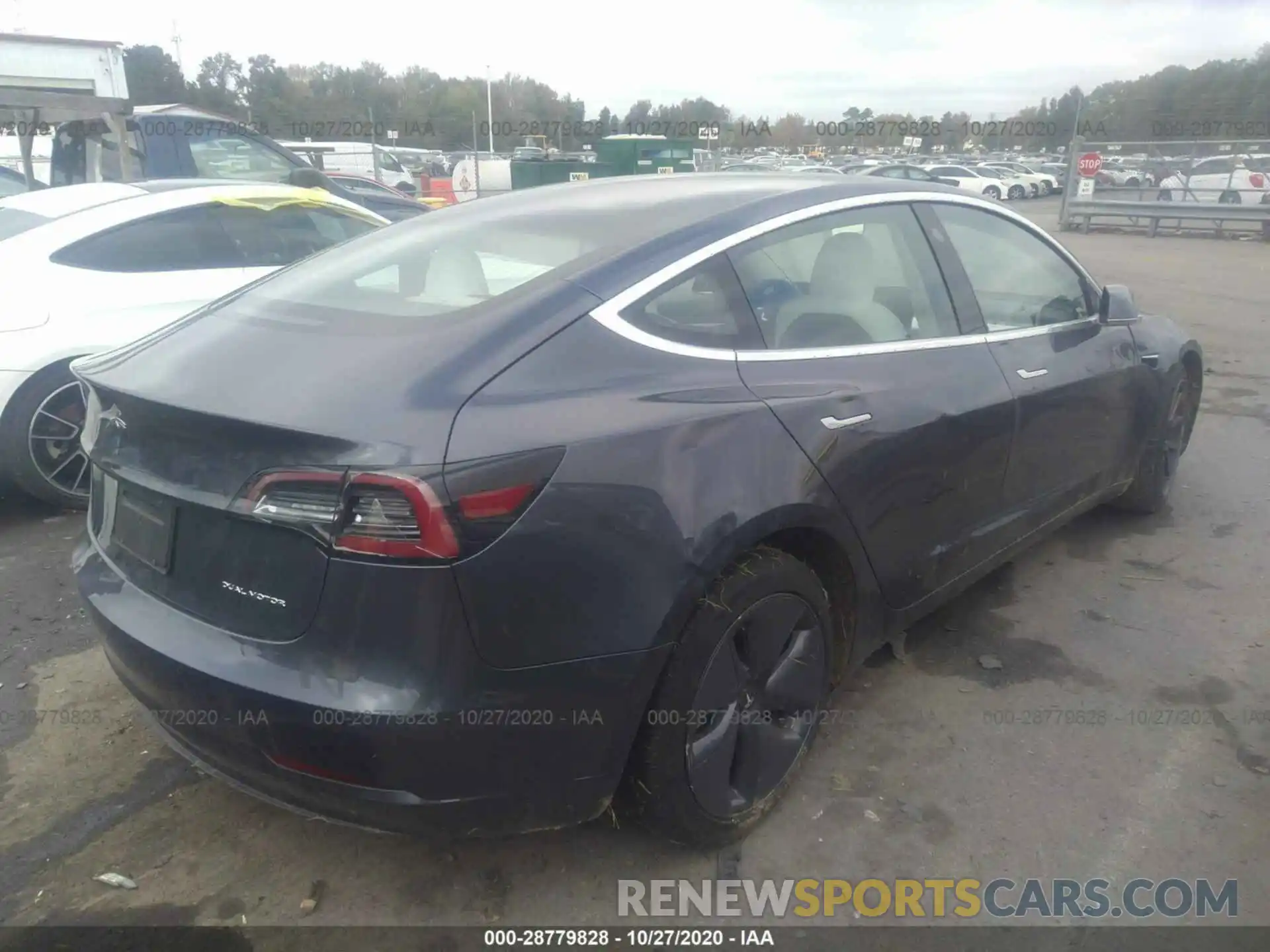 4 Photograph of a damaged car 5YJ3E1EB5KF450424 TESLA MODEL 3 2019