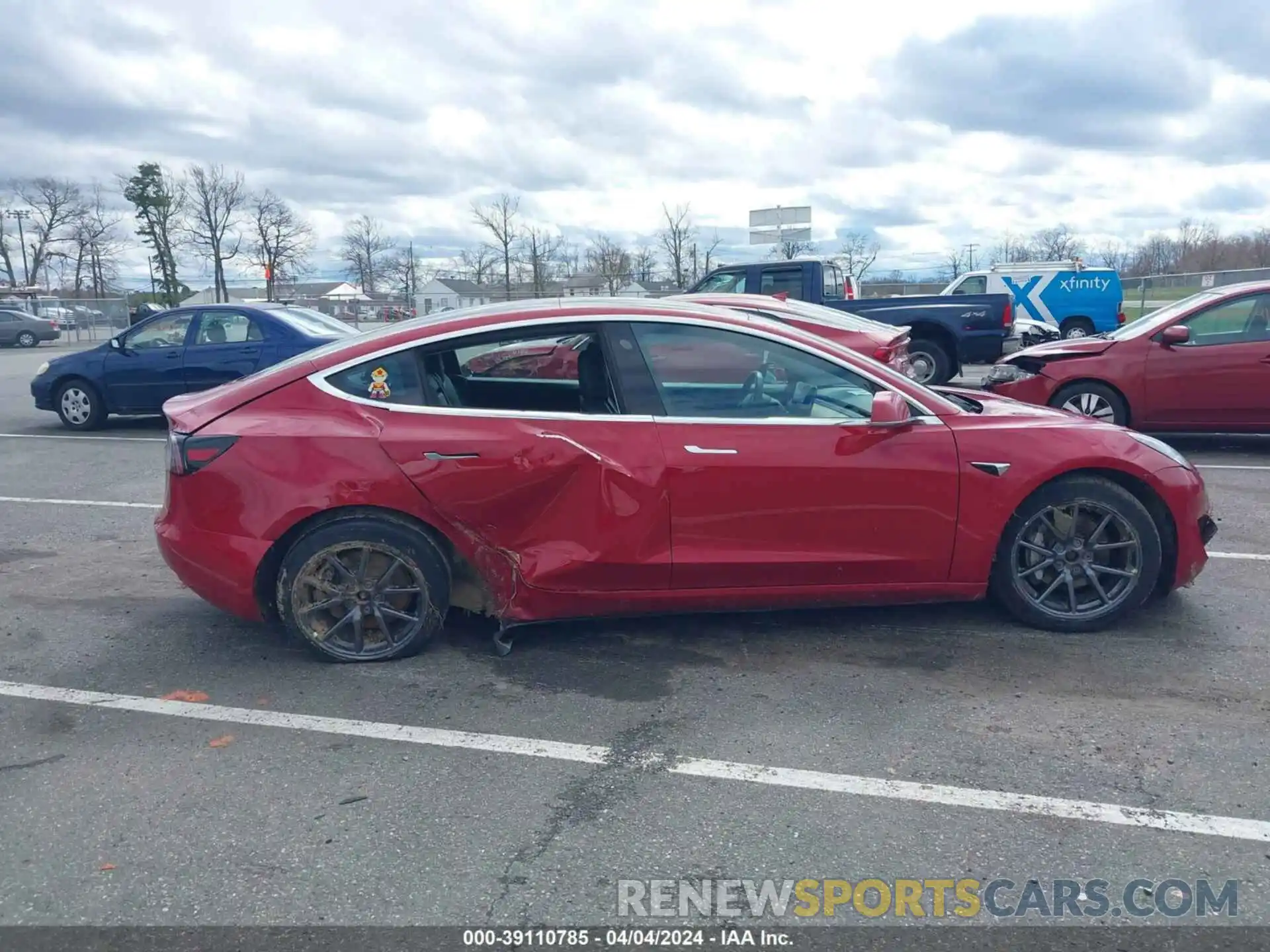 13 Photograph of a damaged car 5YJ3E1EB5KF452478 TESLA MODEL 3 2019