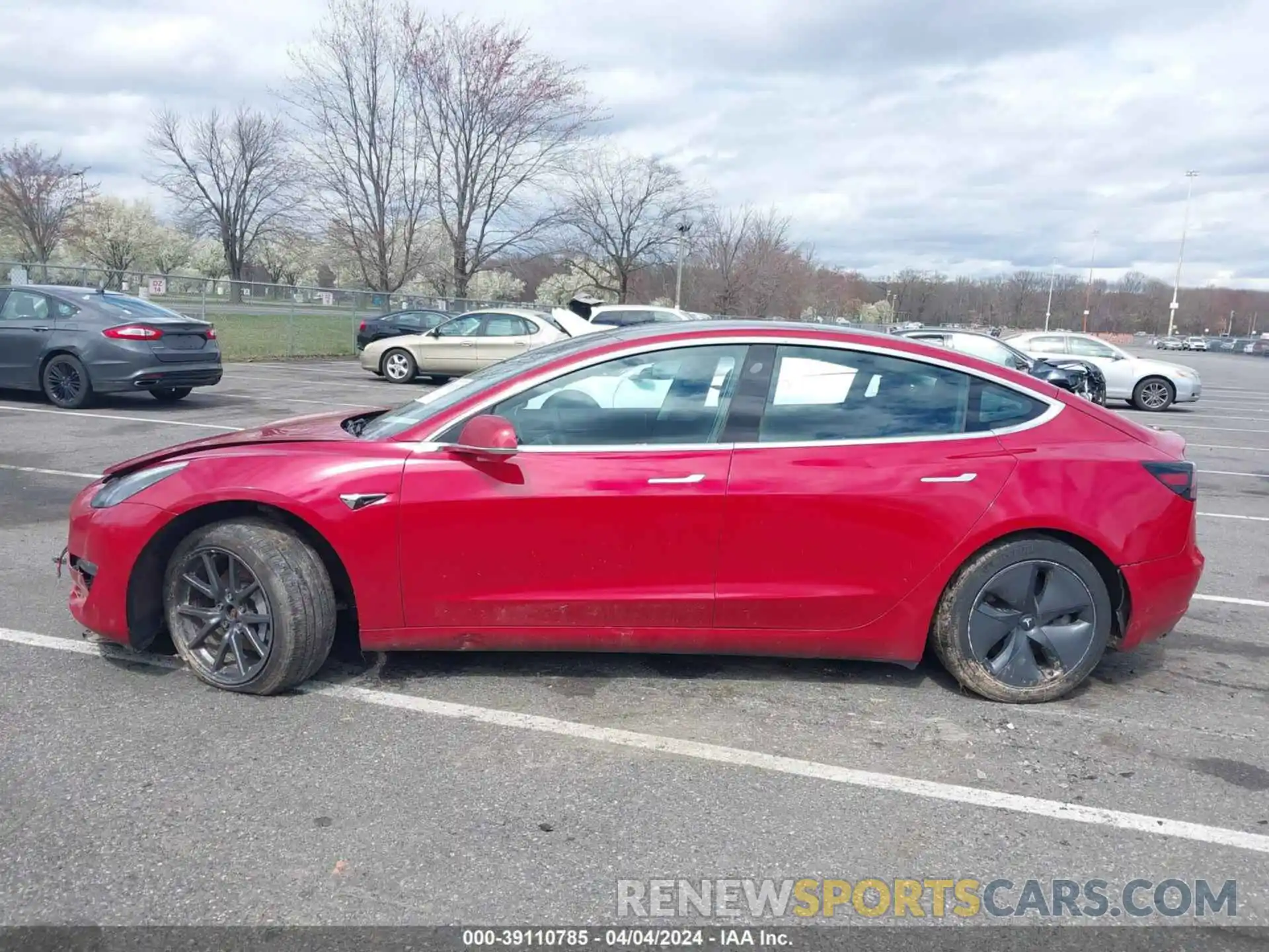 14 Photograph of a damaged car 5YJ3E1EB5KF452478 TESLA MODEL 3 2019