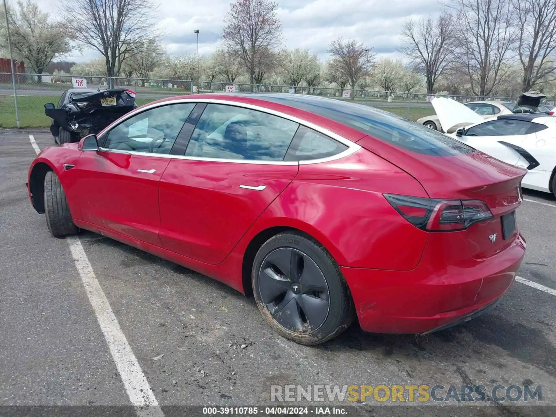 3 Photograph of a damaged car 5YJ3E1EB5KF452478 TESLA MODEL 3 2019