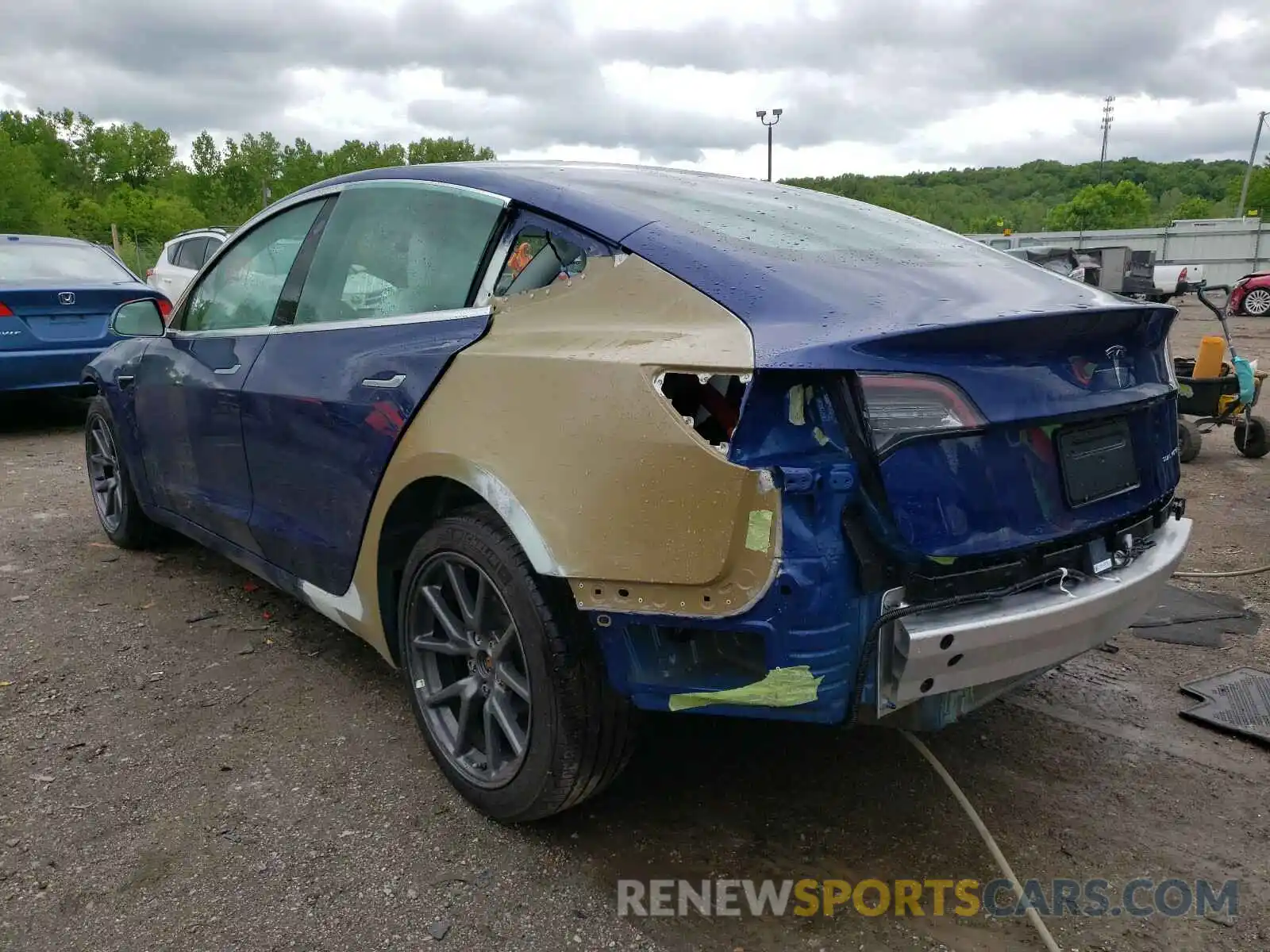 3 Photograph of a damaged car 5YJ3E1EB5KF454361 TESLA MODEL 3 2019