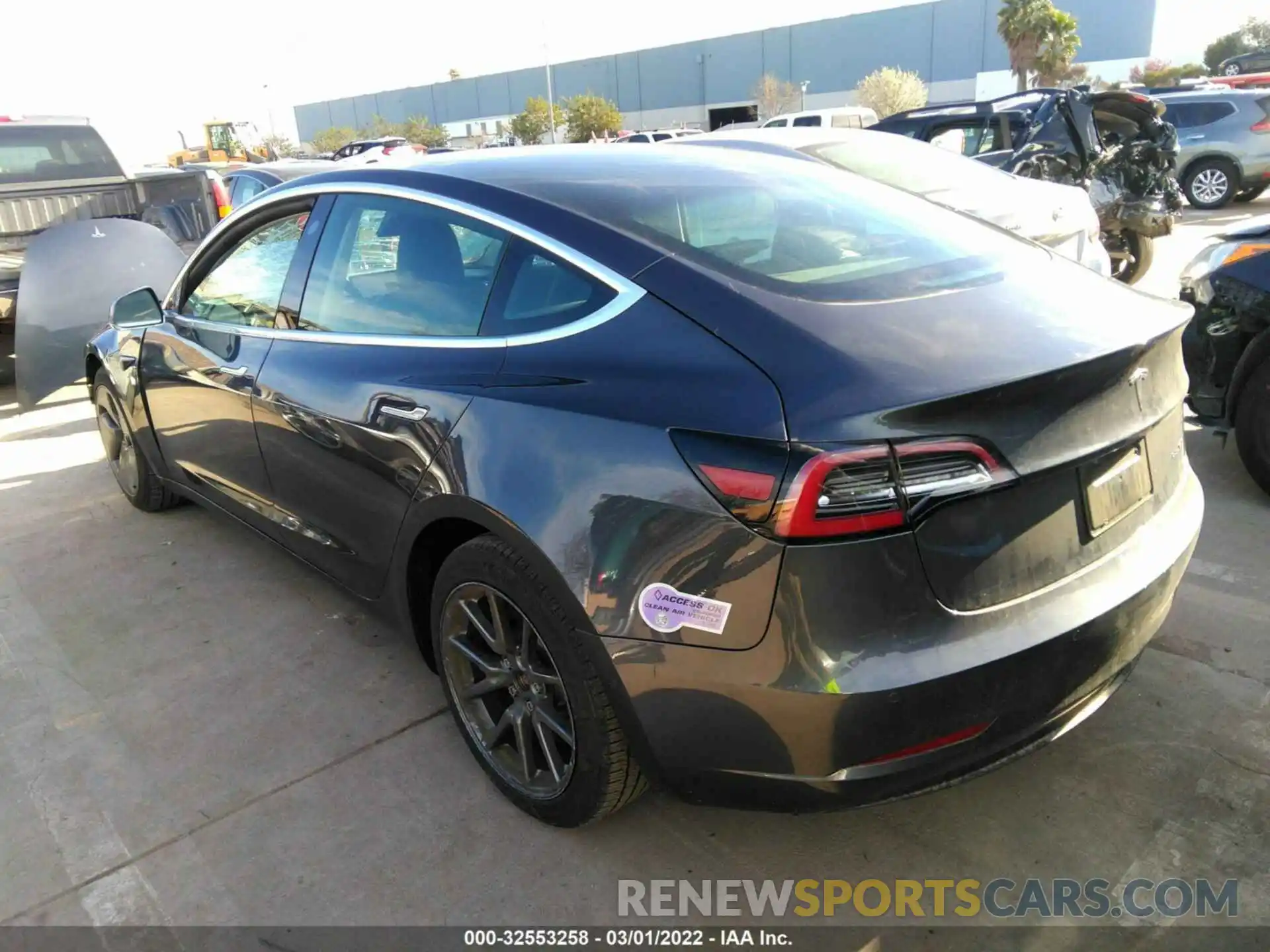 3 Photograph of a damaged car 5YJ3E1EB5KF510041 TESLA MODEL 3 2019