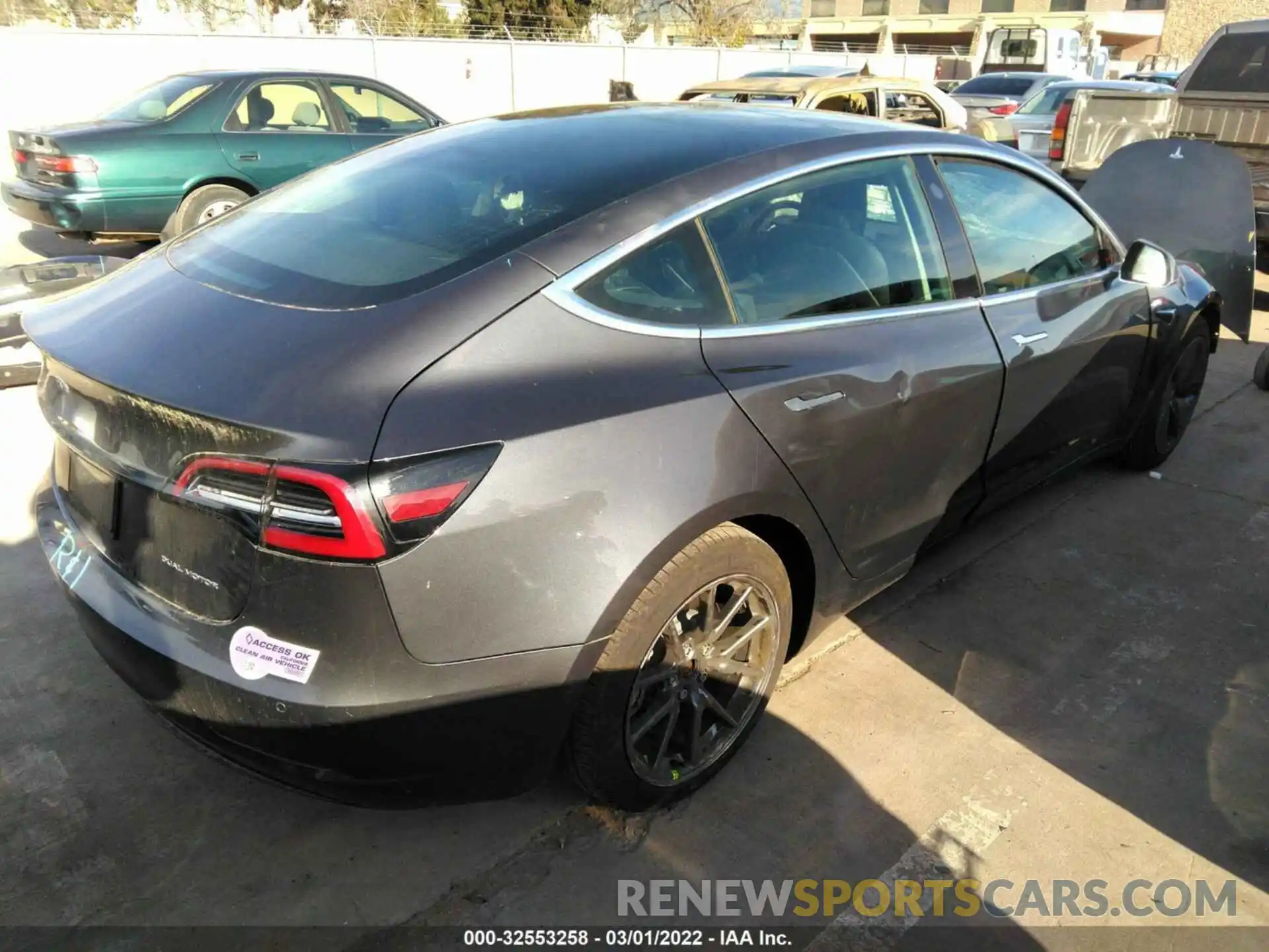 4 Photograph of a damaged car 5YJ3E1EB5KF510041 TESLA MODEL 3 2019