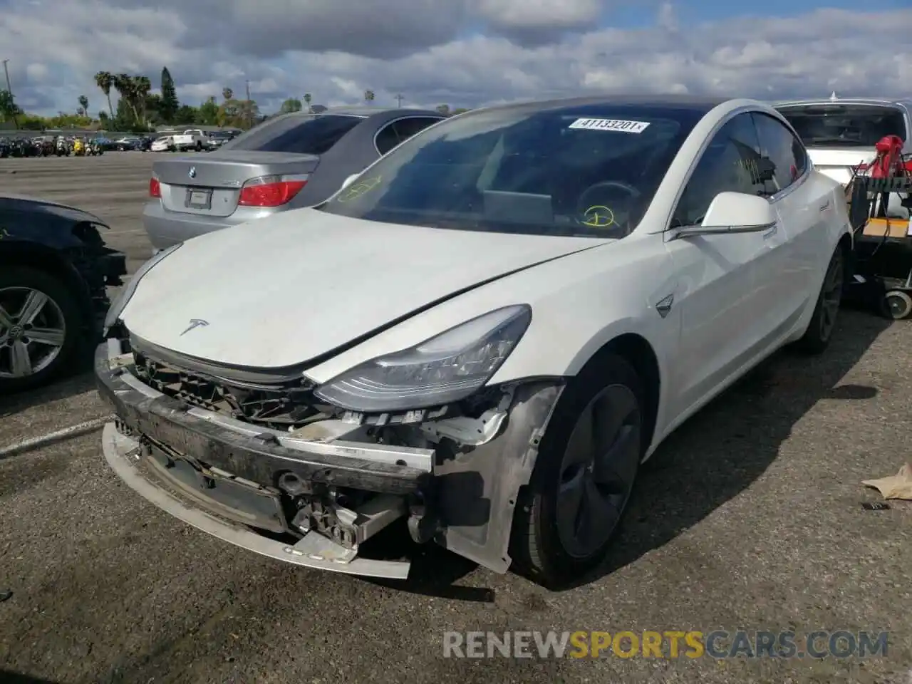 2 Photograph of a damaged car 5YJ3E1EB5KF511464 TESLA MODEL 3 2019