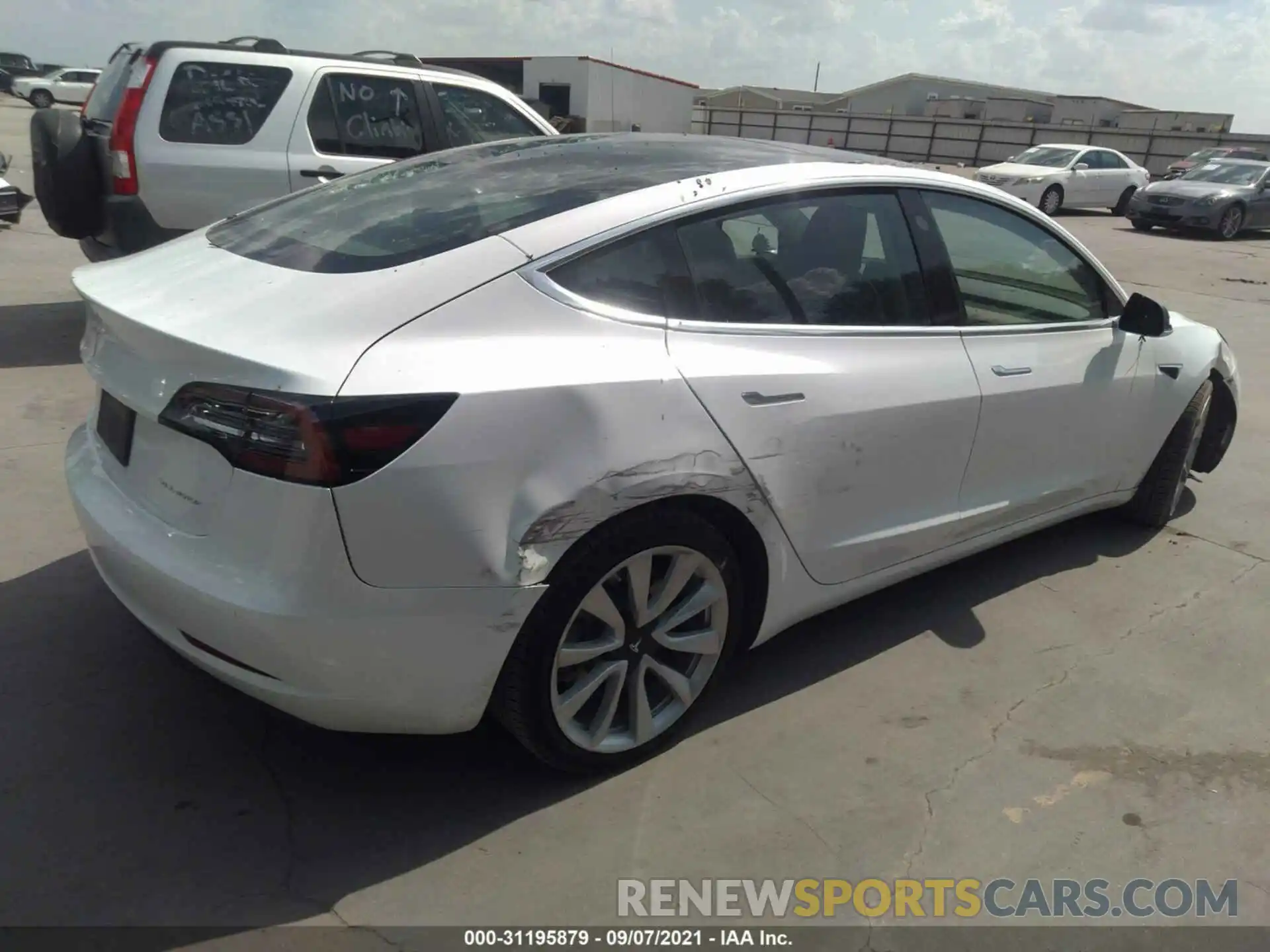 4 Photograph of a damaged car 5YJ3E1EB5KF512551 TESLA MODEL 3 2019