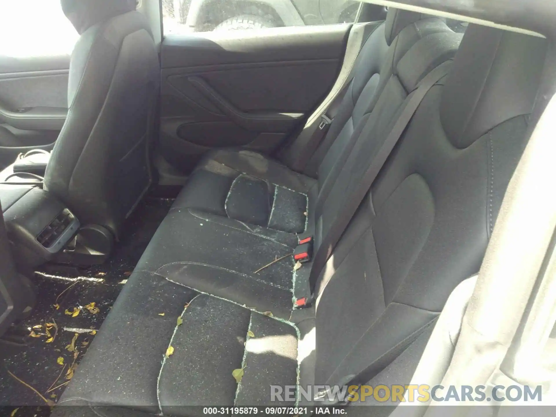 8 Photograph of a damaged car 5YJ3E1EB5KF512551 TESLA MODEL 3 2019