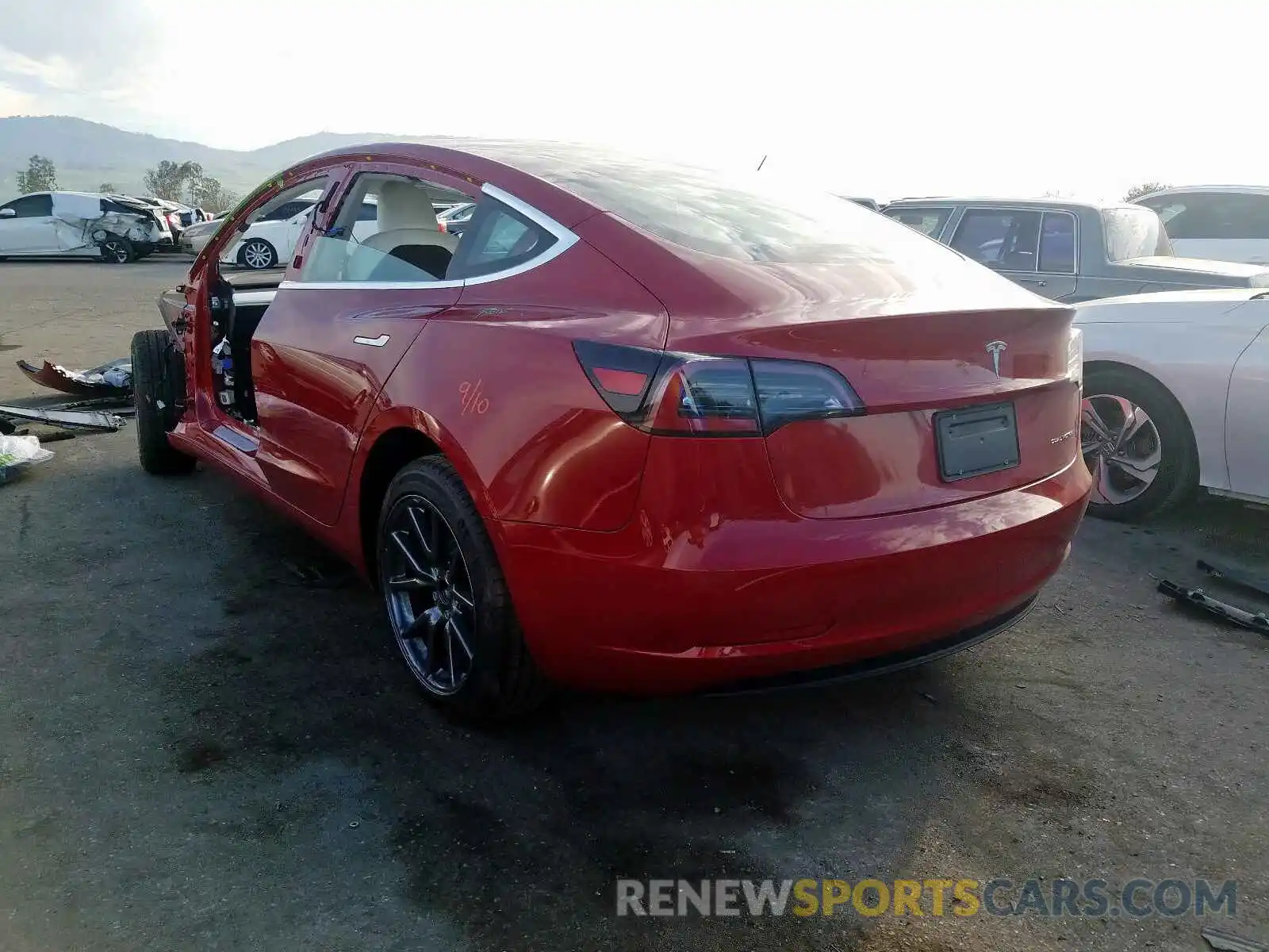 3 Photograph of a damaged car 5YJ3E1EB5KF533593 TESLA MODEL 3 2019