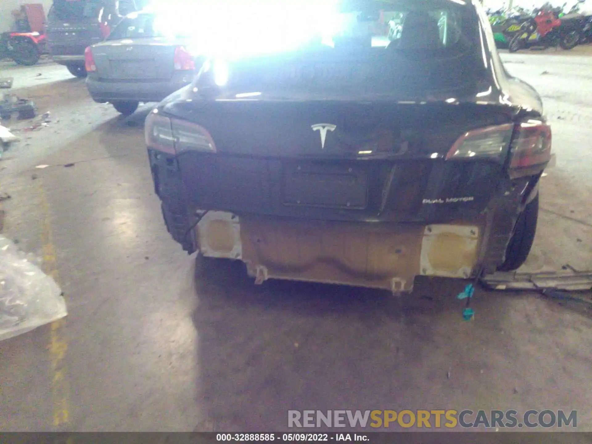 6 Photograph of a damaged car 5YJ3E1EB6KF191121 TESLA MODEL 3 2019