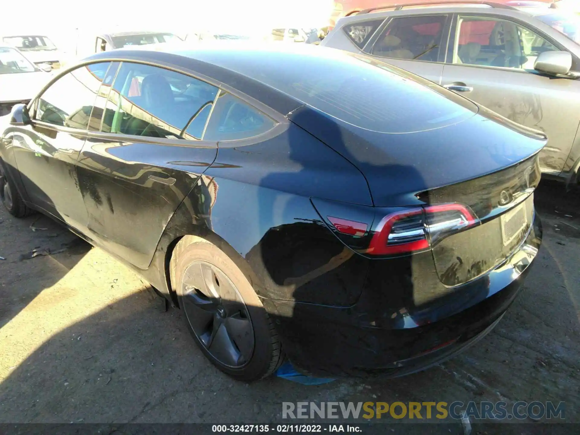 3 Photograph of a damaged car 5YJ3E1EB6KF193550 TESLA MODEL 3 2019