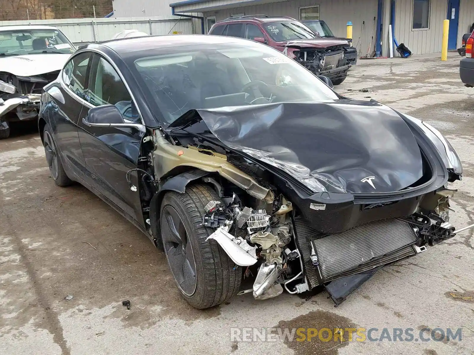 1 Photograph of a damaged car 5YJ3E1EB6KF208533 TESLA MODEL 3 2019