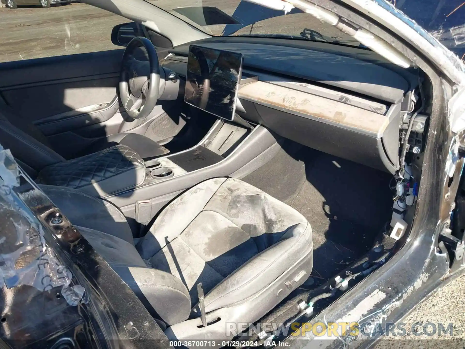 5 Photograph of a damaged car 5YJ3E1EB6KF208953 TESLA MODEL 3 2019