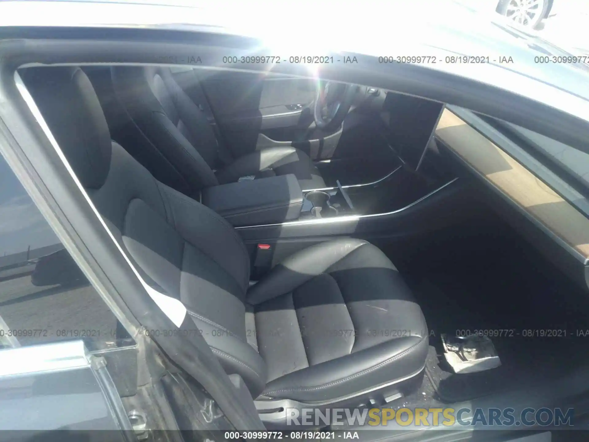 5 Photograph of a damaged car 5YJ3E1EB6KF209908 TESLA MODEL 3 2019