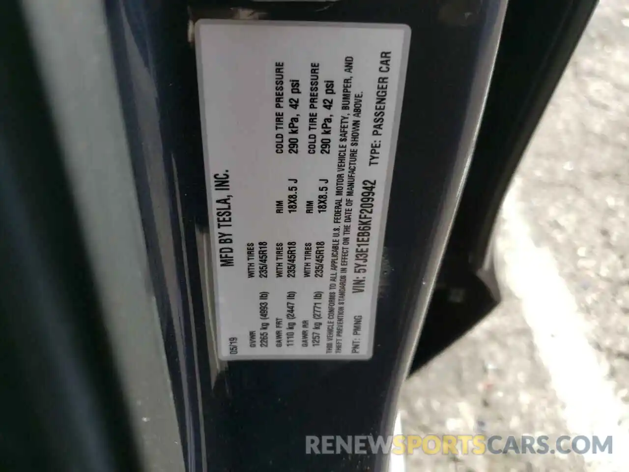 10 Photograph of a damaged car 5YJ3E1EB6KF209942 TESLA MODEL 3 2019