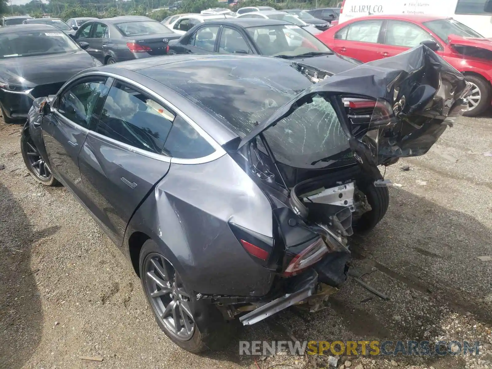 3 Photograph of a damaged car 5YJ3E1EB6KF210105 TESLA MODEL 3 2019