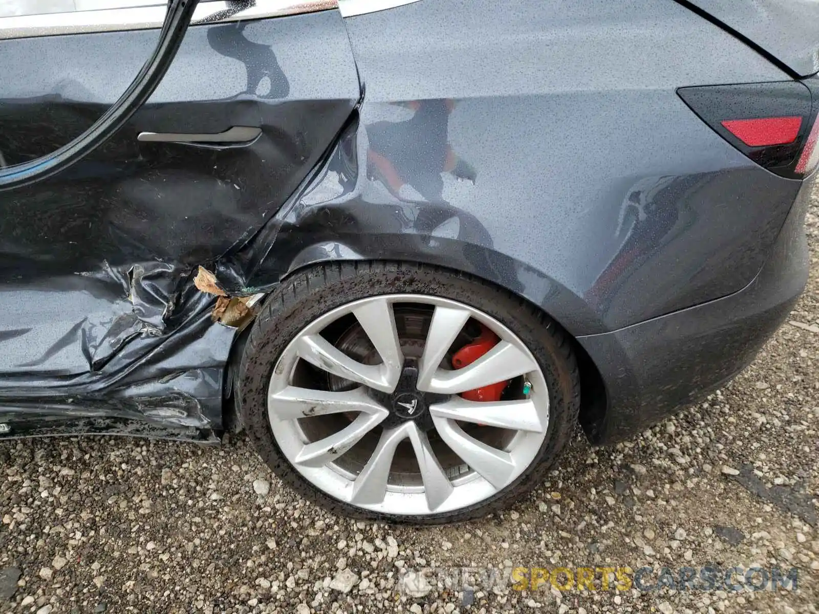 9 Photograph of a damaged car 5YJ3E1EB6KF231567 TESLA MODEL 3 2019