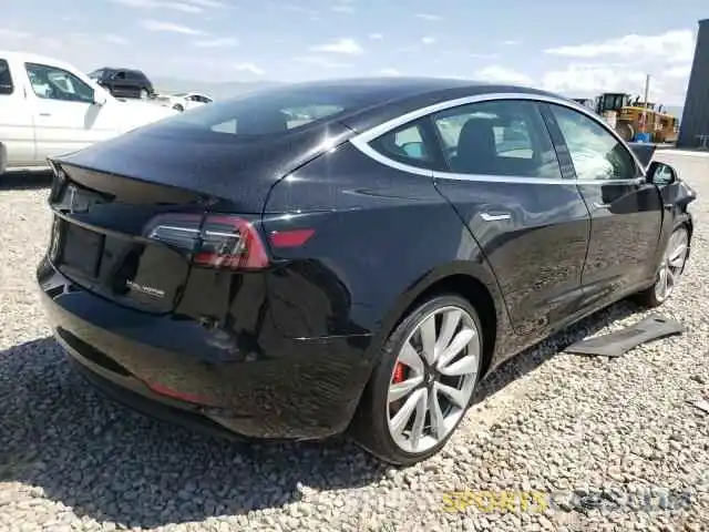 4 Фотография поврежденного автомобиля 5YJ3E1EB6KF237272 TESLA MODEL 3 2019