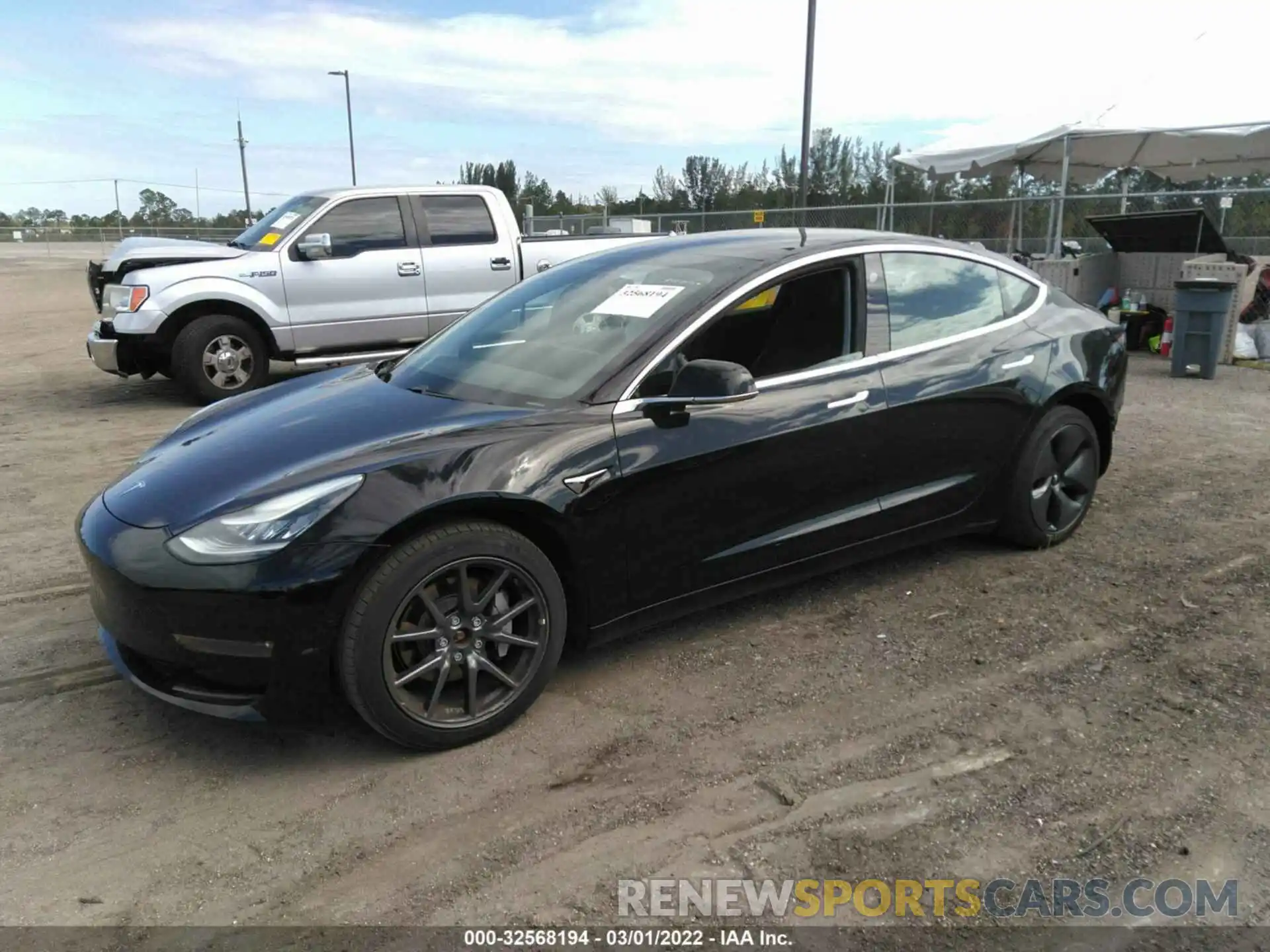 2 Photograph of a damaged car 5YJ3E1EB6KF384305 TESLA MODEL 3 2019