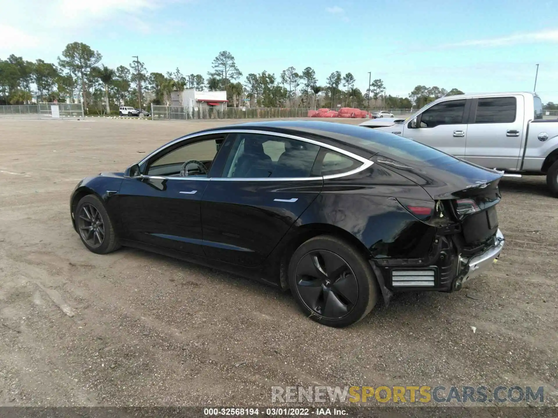 3 Photograph of a damaged car 5YJ3E1EB6KF384305 TESLA MODEL 3 2019