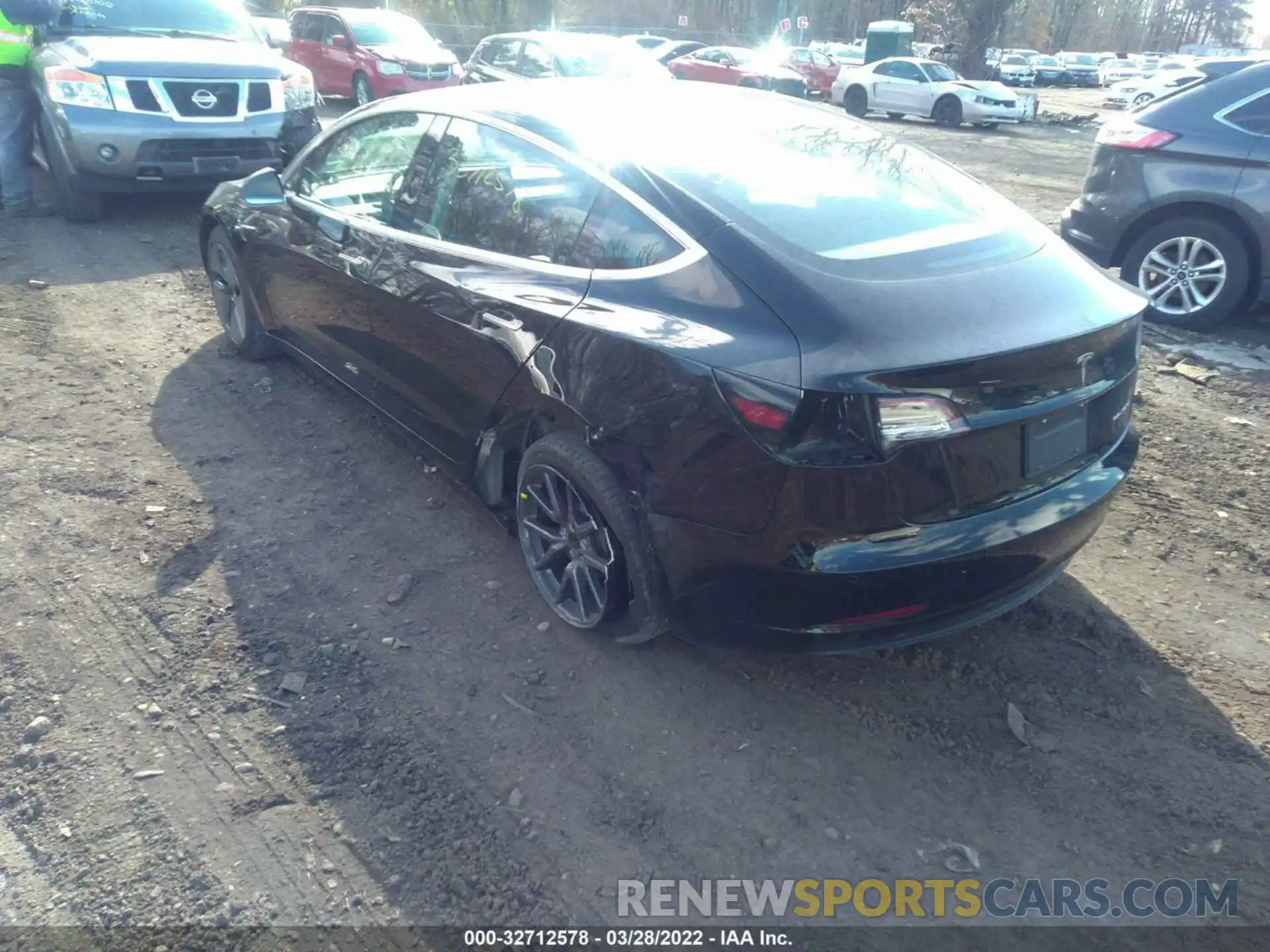 6 Фотография поврежденного автомобиля 5YJ3E1EB6KF384336 TESLA MODEL 3 2019