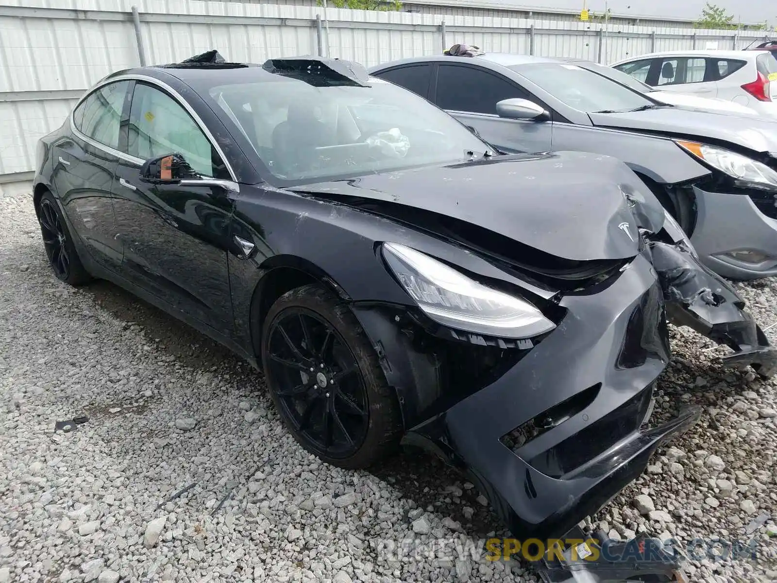 1 Photograph of a damaged car 5YJ3E1EB6KF384398 TESLA MODEL 3 2019