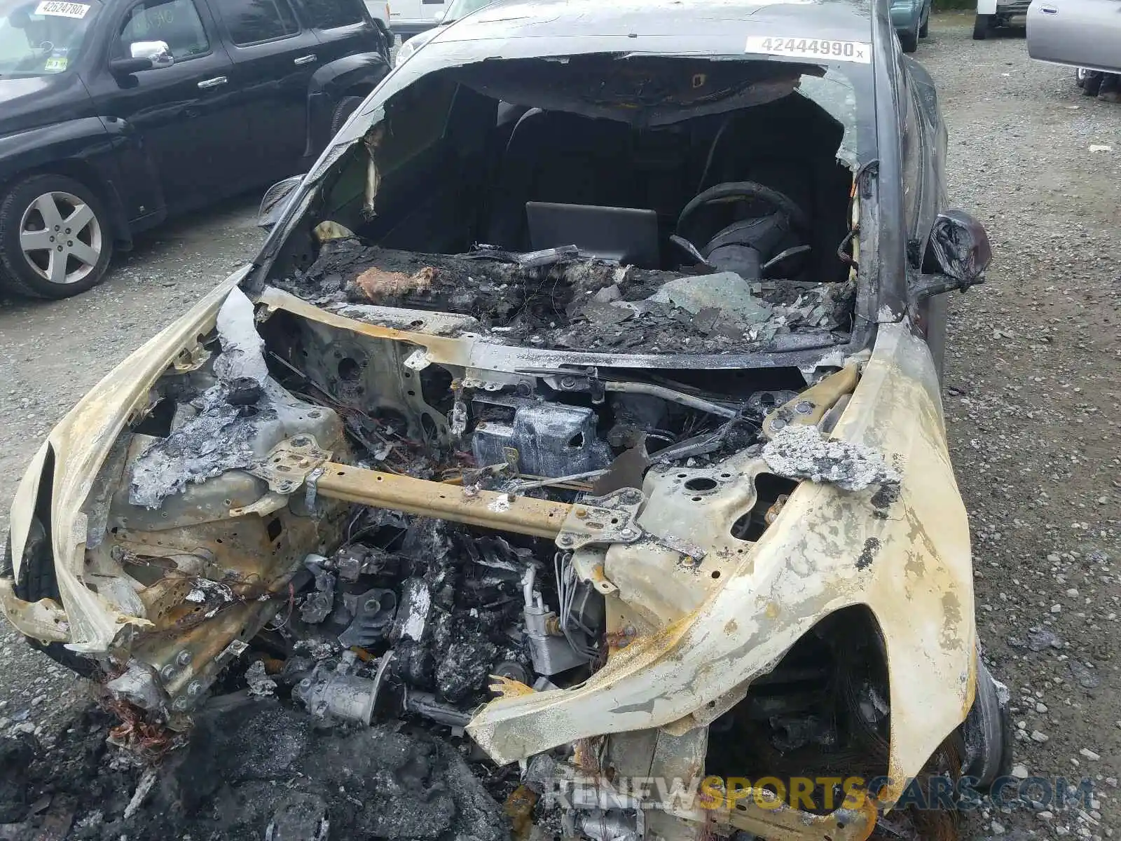9 Photograph of a damaged car 5YJ3E1EB6KF389231 TESLA MODEL 3 2019