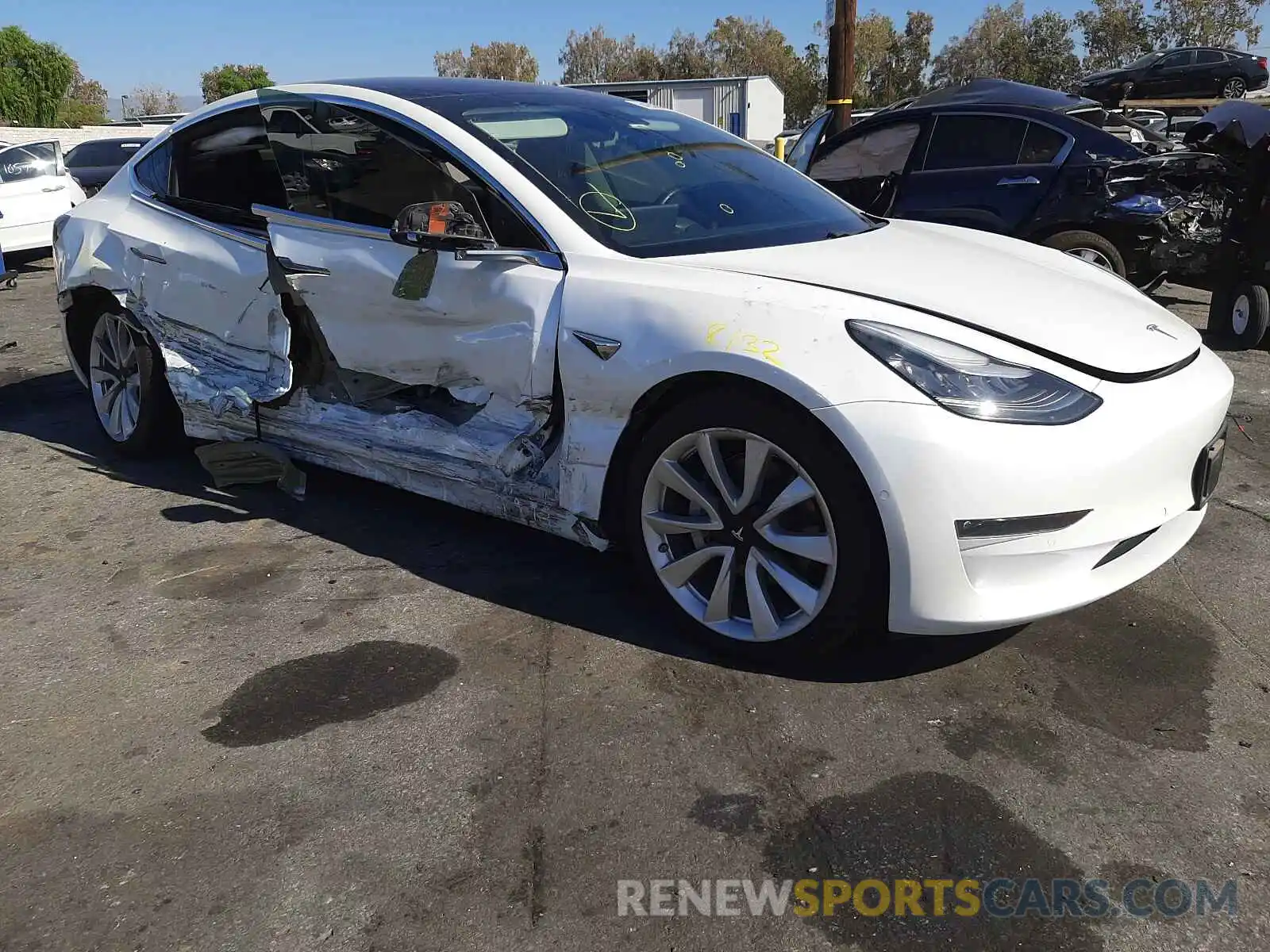 1 Фотография поврежденного автомобиля 5YJ3E1EB6KF390119 TESLA MODEL 3 2019