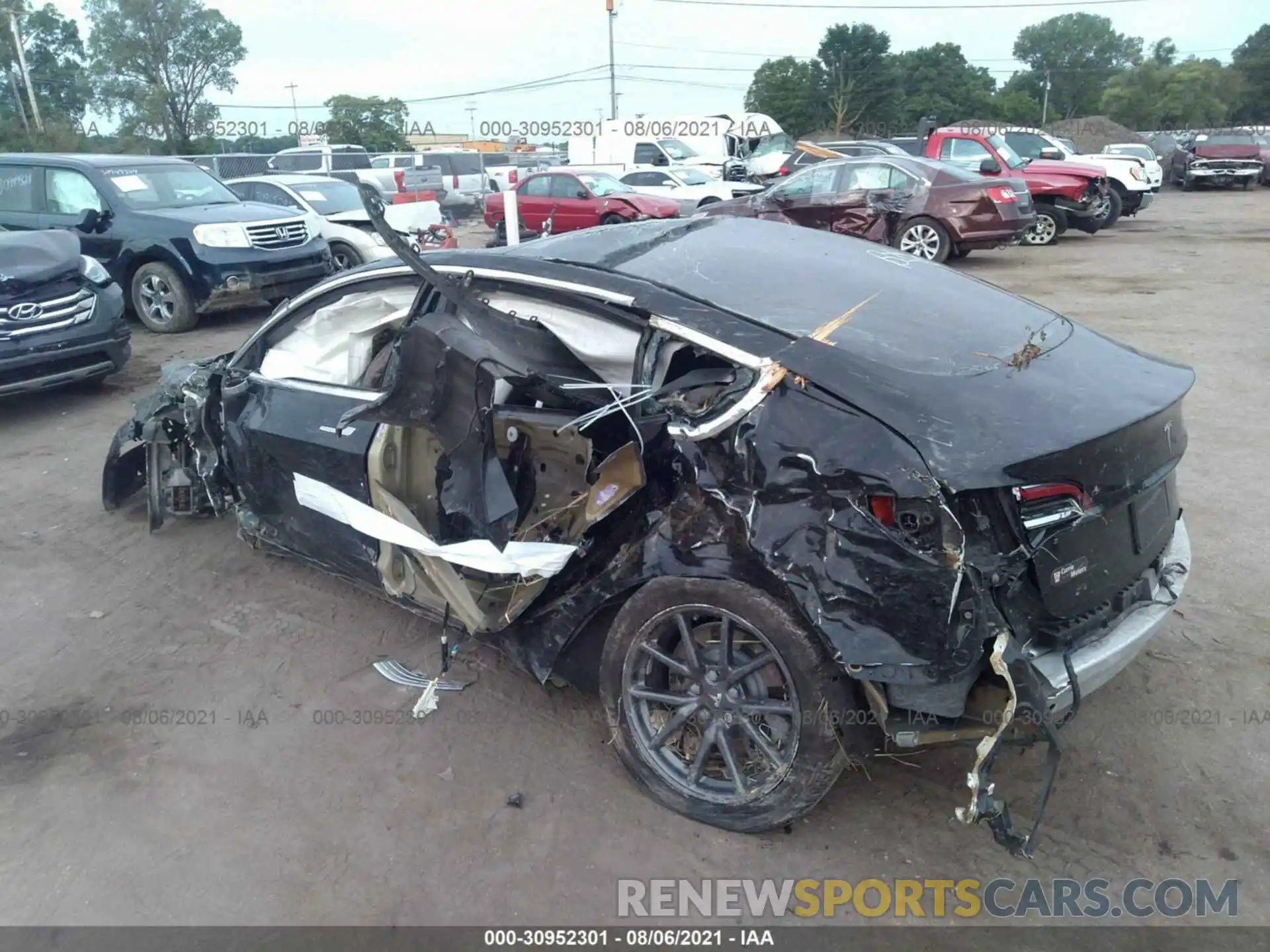 3 Photograph of a damaged car 5YJ3E1EB6KF390508 TESLA MODEL 3 2019