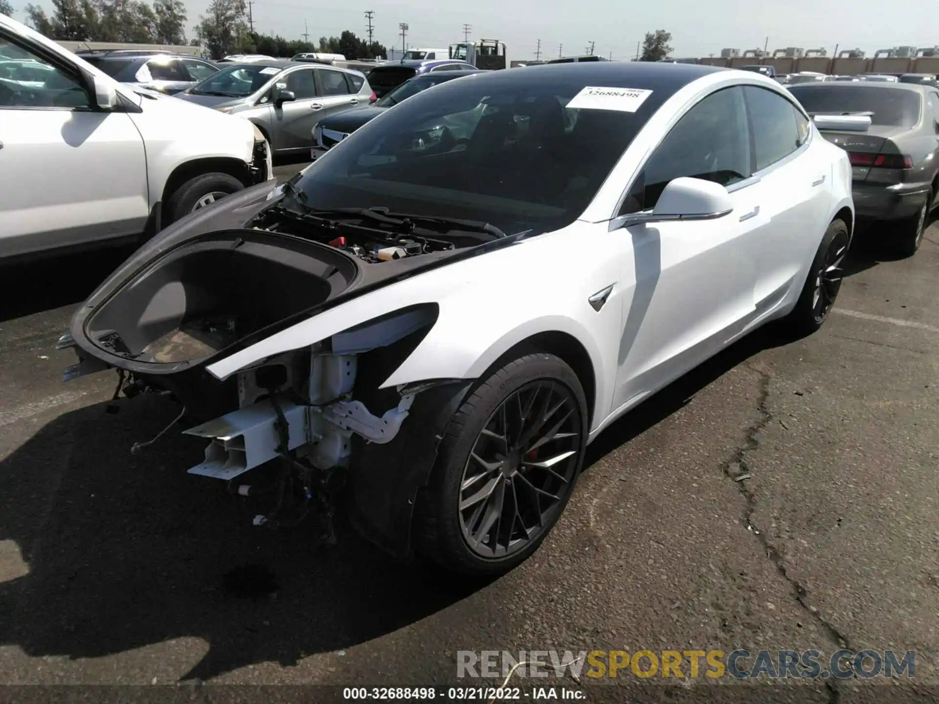 2 Фотография поврежденного автомобиля 5YJ3E1EB6KF393215 TESLA MODEL 3 2019