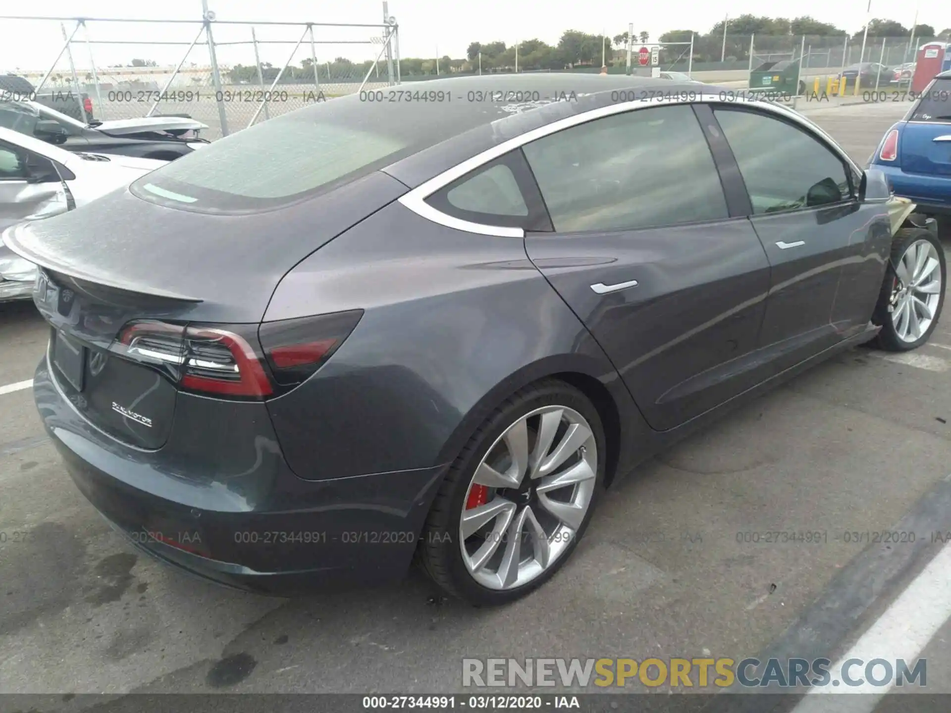 4 Photograph of a damaged car 5YJ3E1EB6KF393361 TESLA MODEL 3 2019