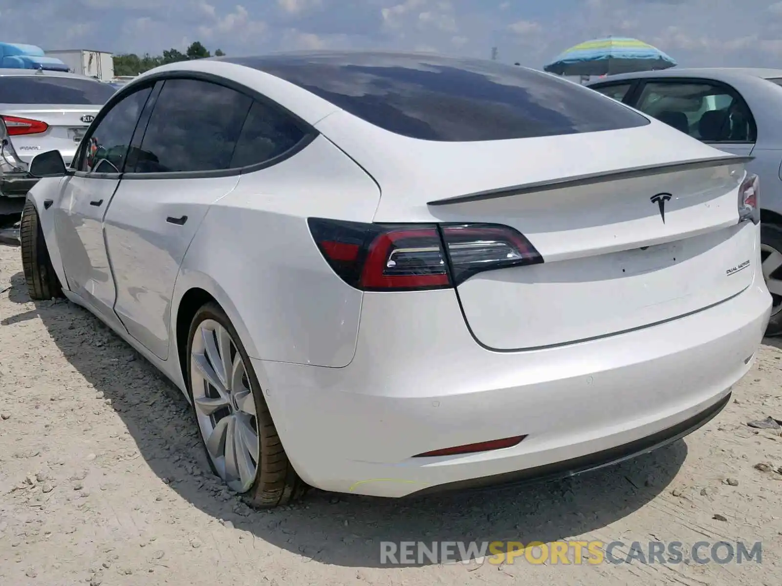 3 Photograph of a damaged car 5YJ3E1EB6KF393750 TESLA MODEL 3 2019