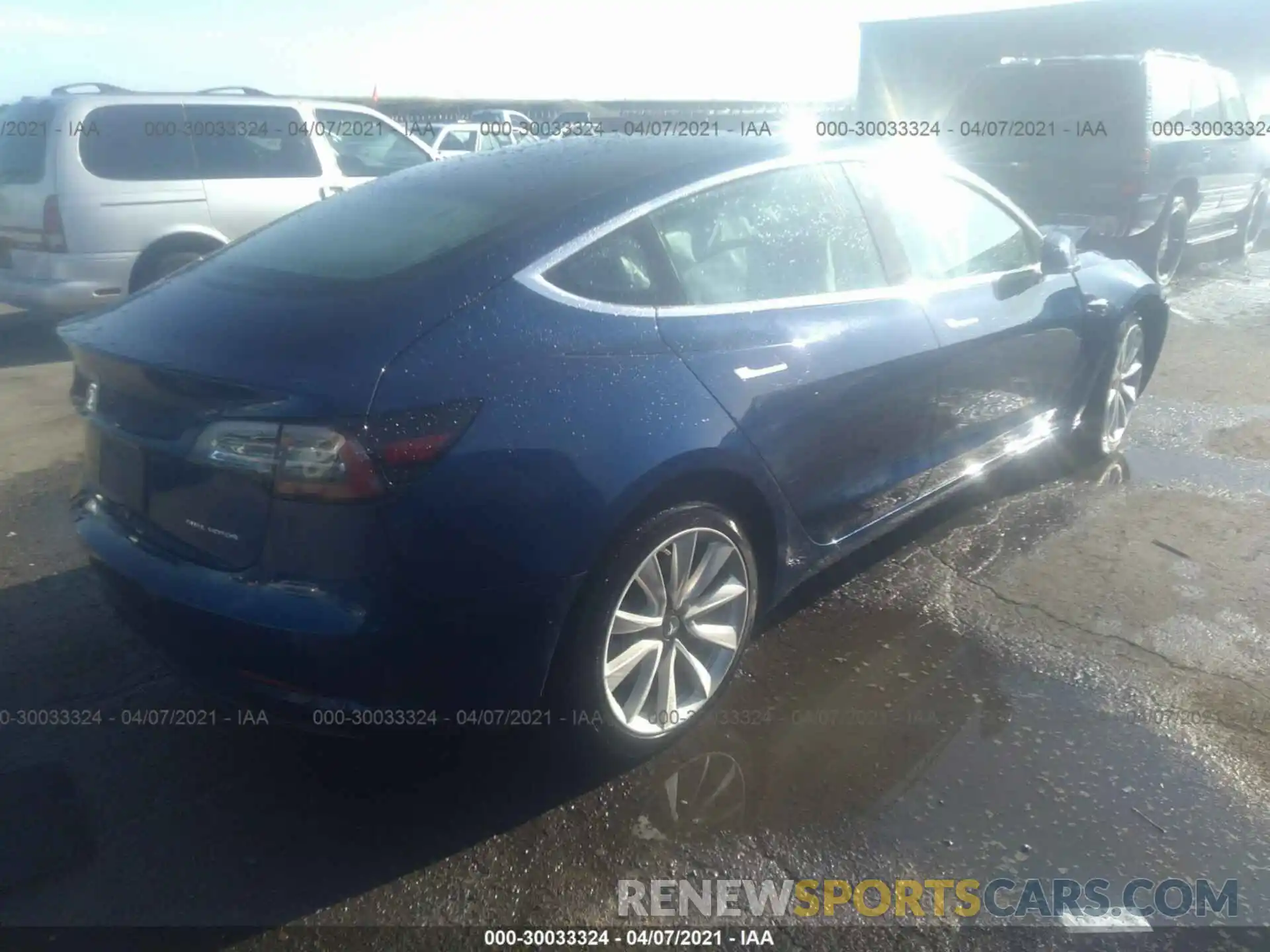 4 Photograph of a damaged car 5YJ3E1EB6KF437052 TESLA MODEL 3 2019