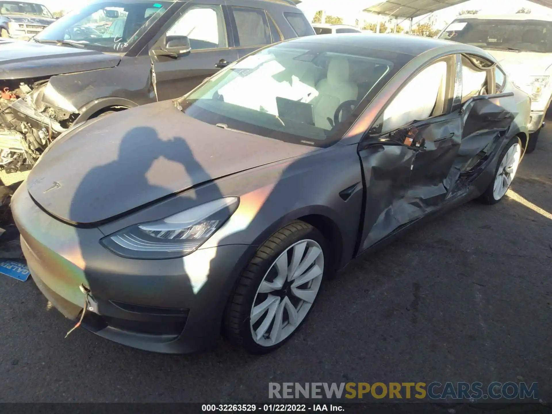 2 Photograph of a damaged car 5YJ3E1EB6KF438850 TESLA MODEL 3 2019