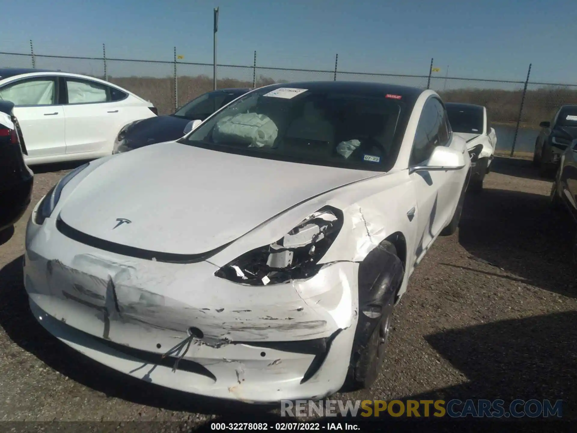 2 Photograph of a damaged car 5YJ3E1EB6KF450593 TESLA MODEL 3 2019