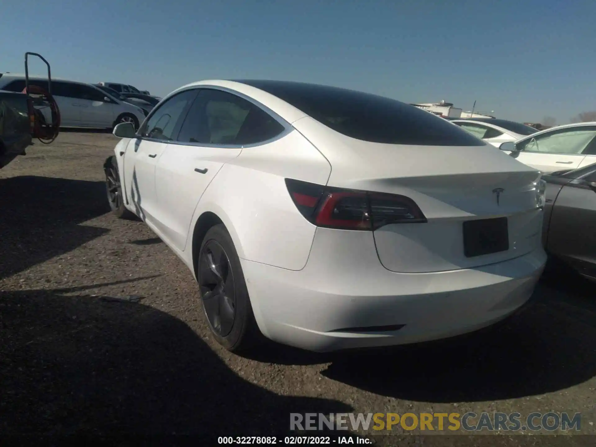 3 Photograph of a damaged car 5YJ3E1EB6KF450593 TESLA MODEL 3 2019