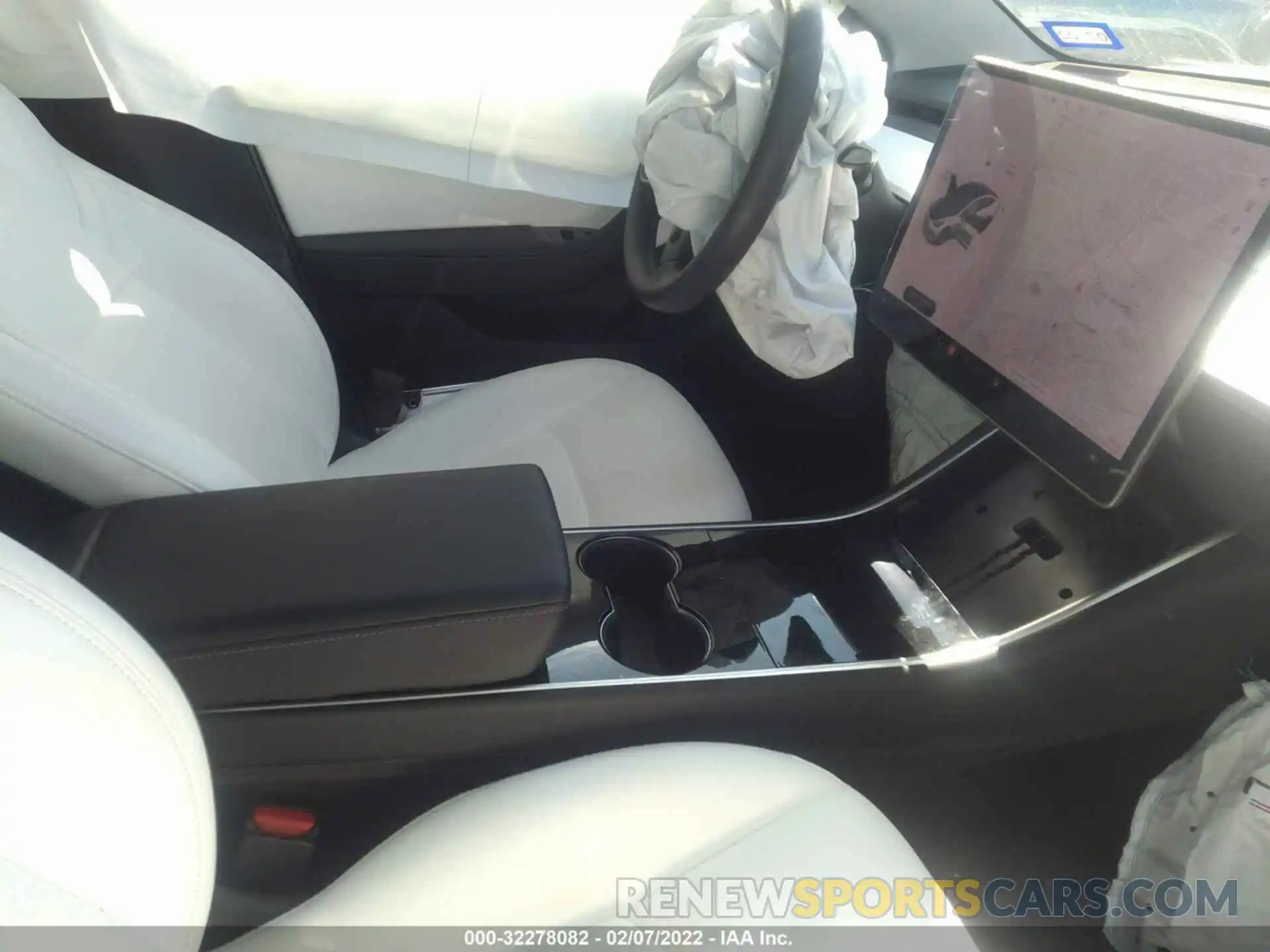 5 Photograph of a damaged car 5YJ3E1EB6KF450593 TESLA MODEL 3 2019