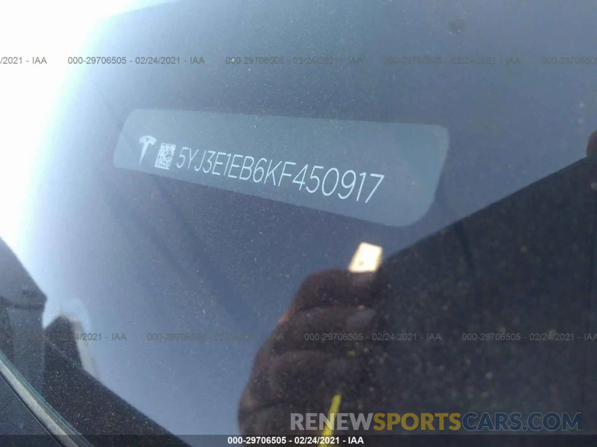 9 Photograph of a damaged car 5YJ3E1EB6KF450917 TESLA MODEL 3 2019