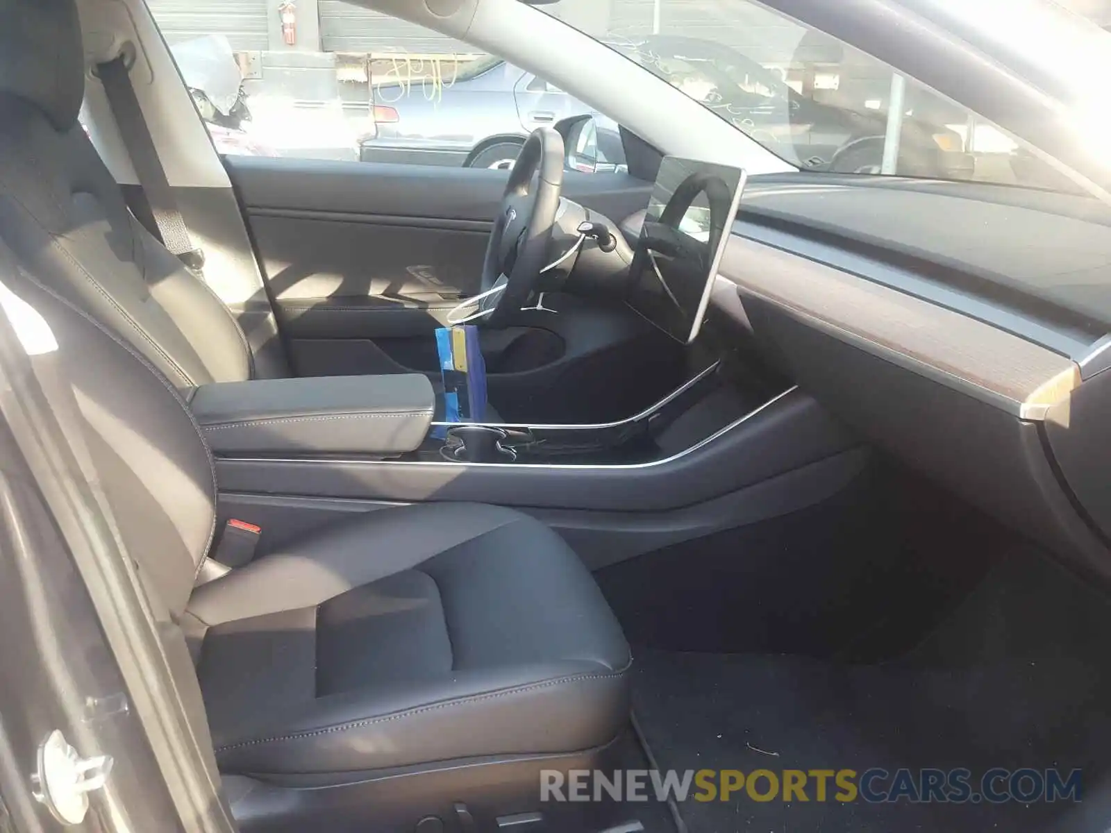 5 Photograph of a damaged car 5YJ3E1EB6KF451923 TESLA MODEL 3 2019