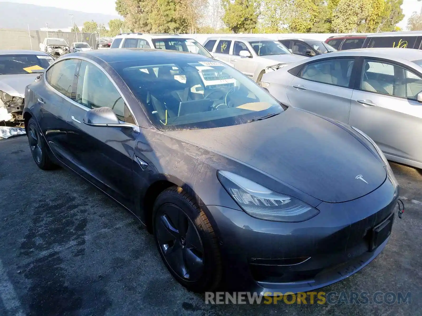 1 Photograph of a damaged car 5YJ3E1EB6KF453252 TESLA MODEL 3 2019