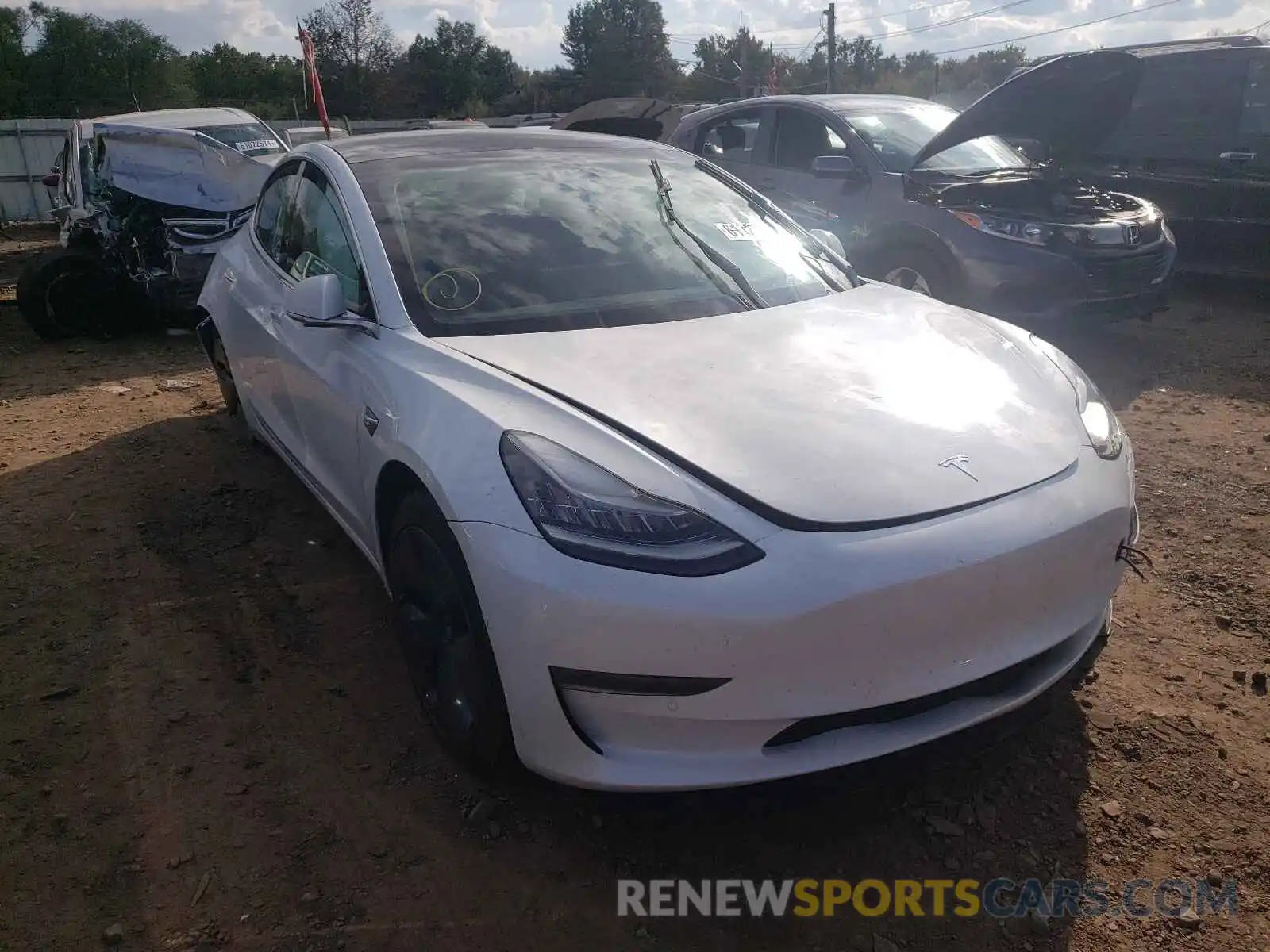 1 Photograph of a damaged car 5YJ3E1EB6KF493170 TESLA MODEL 3 2019