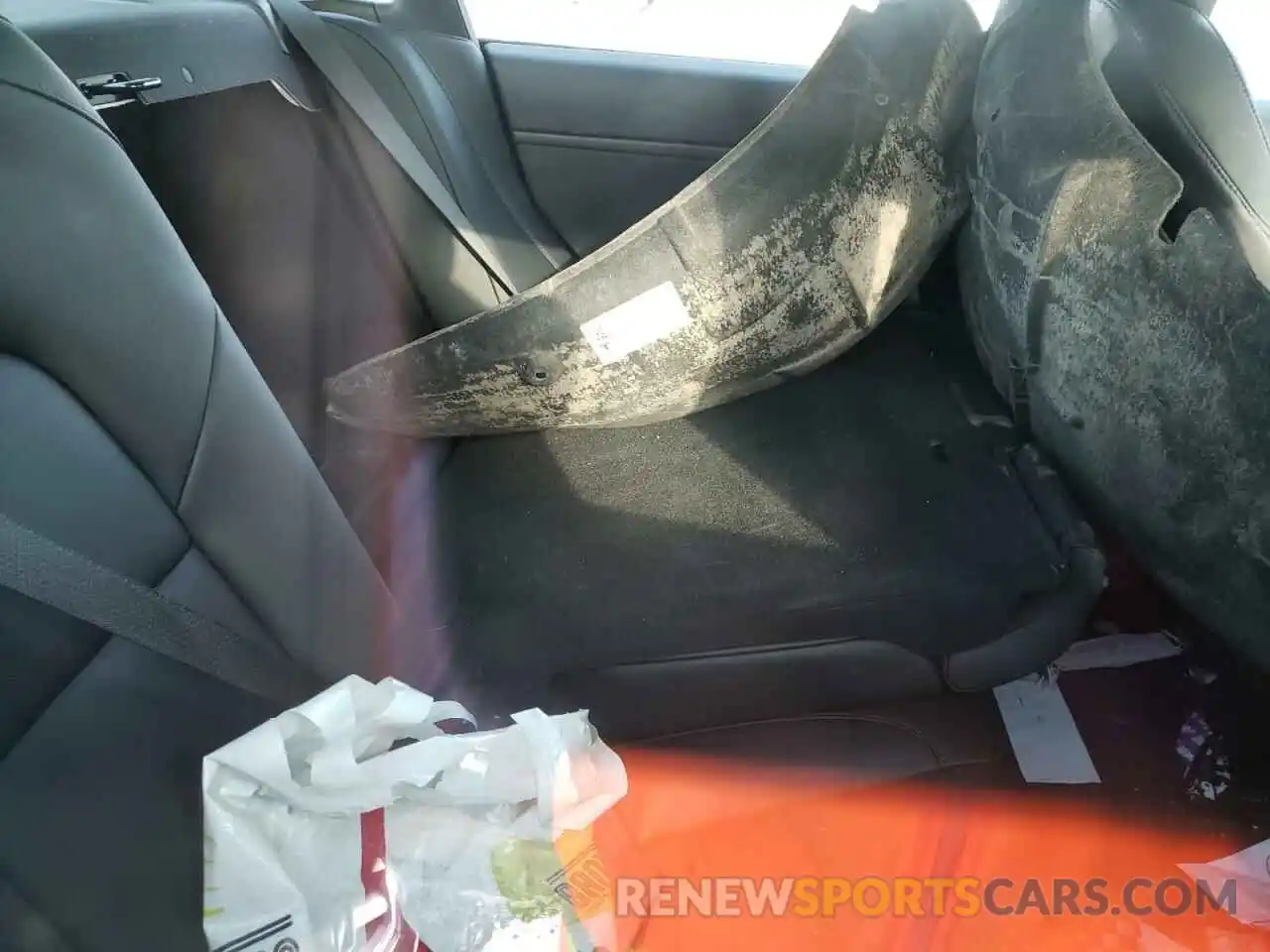 6 Photograph of a damaged car 5YJ3E1EB6KF493489 TESLA MODEL 3 2019