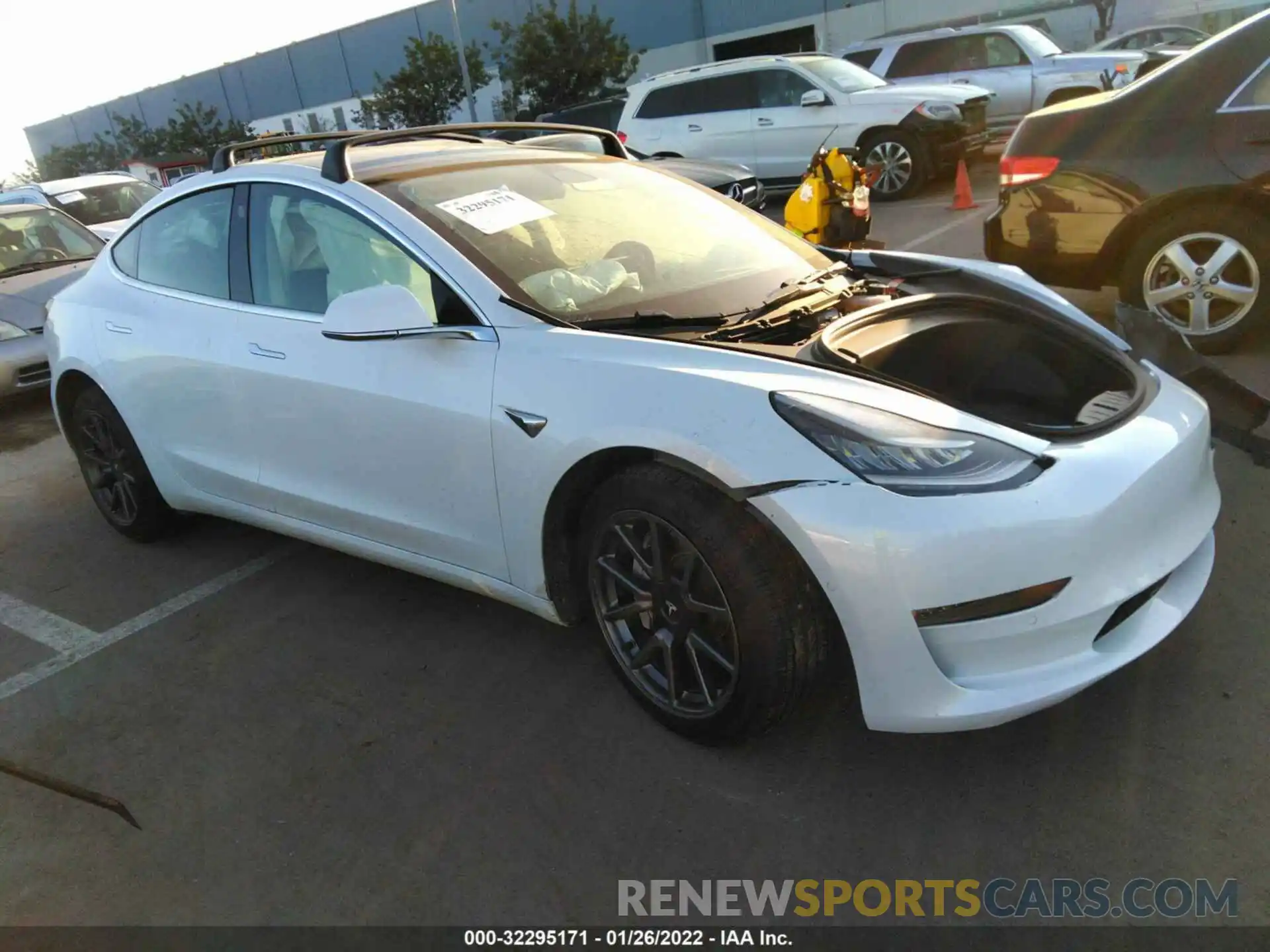 1 Photograph of a damaged car 5YJ3E1EB6KF510758 TESLA MODEL 3 2019