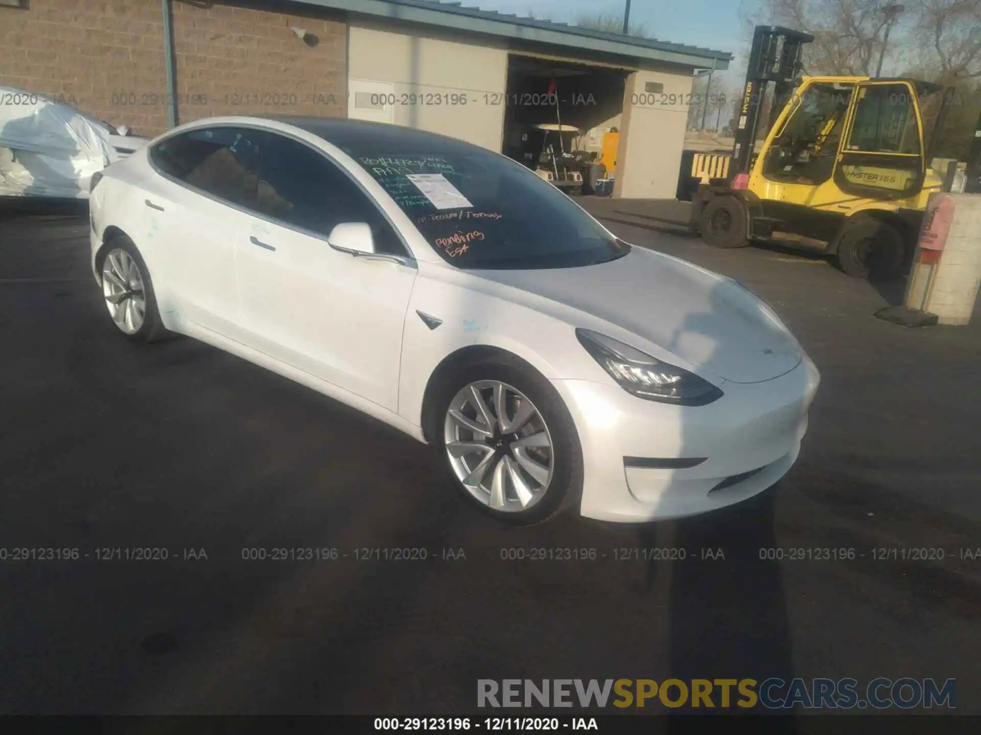 1 Photograph of a damaged car 5YJ3E1EB6KF512350 TESLA MODEL 3 2019