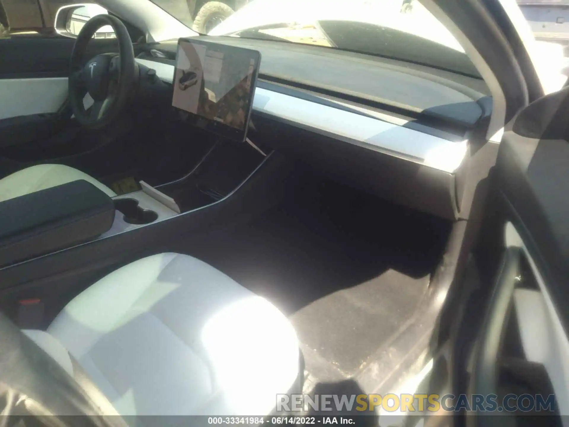 5 Photograph of a damaged car 5YJ3E1EB6KF513207 TESLA MODEL 3 2019