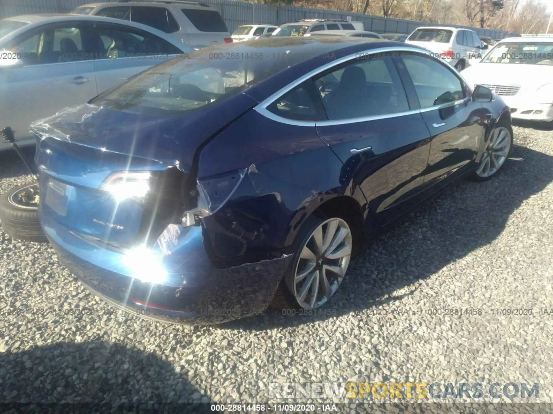 4 Photograph of a damaged car 5YJ3E1EB7KF194139 TESLA MODEL 3 2019