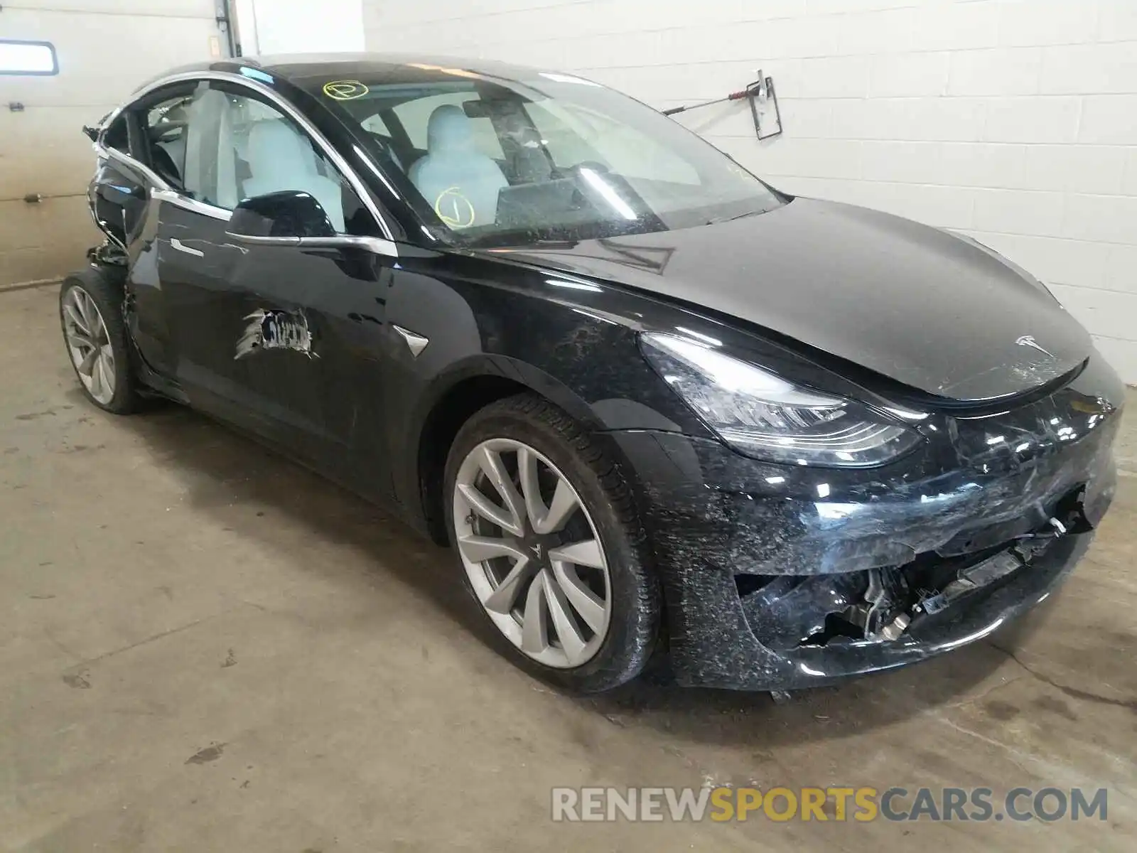 1 Photograph of a damaged car 5YJ3E1EB7KF195646 TESLA MODEL 3 2019